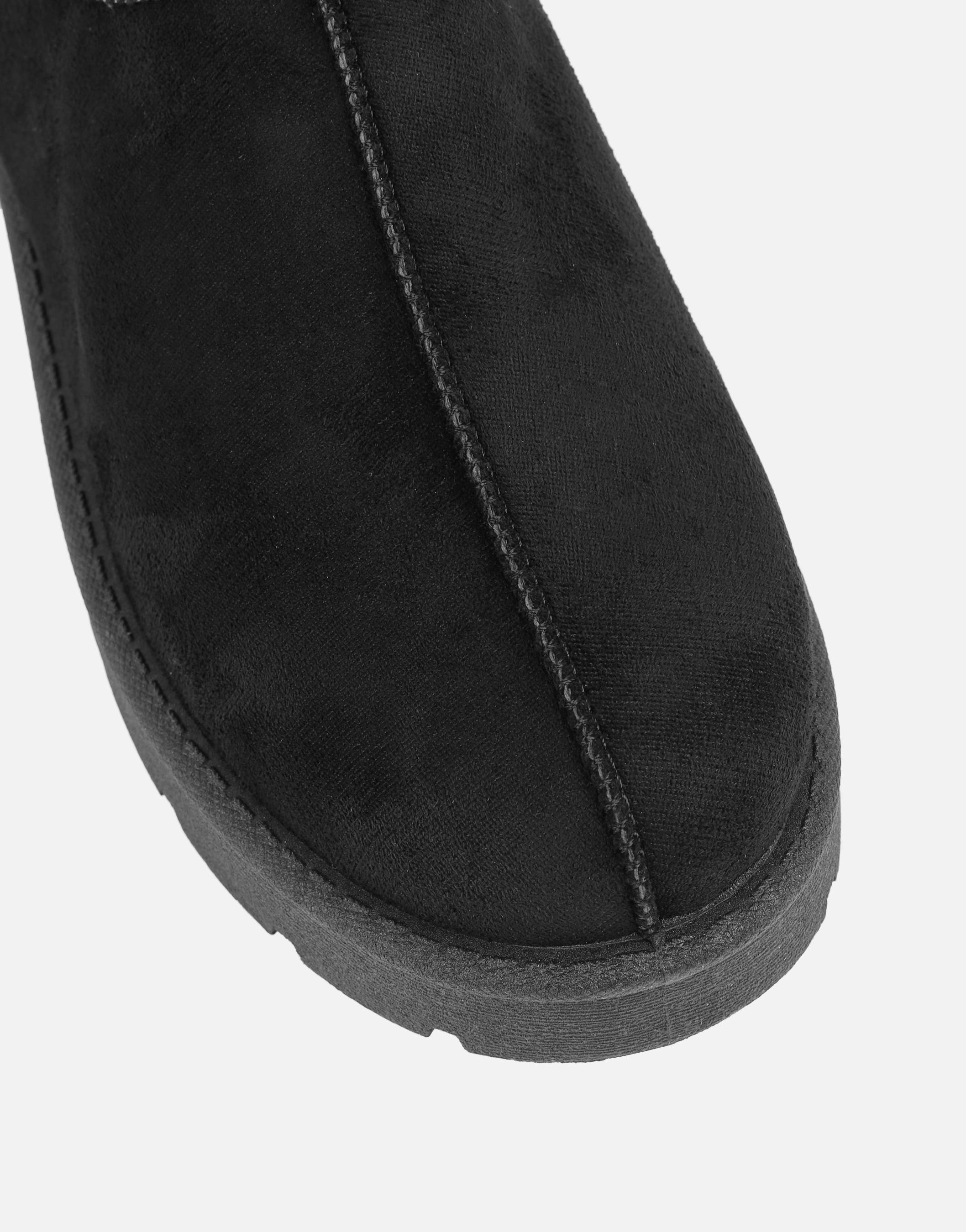 Cally Black Slippers | SIMMI London