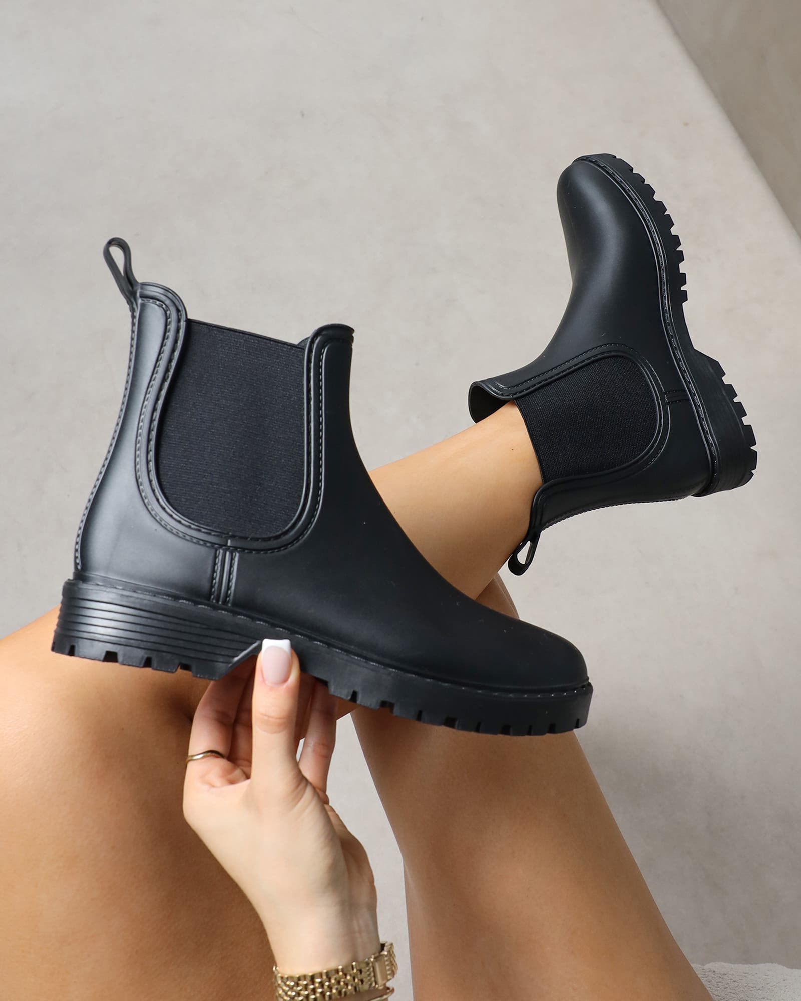 Hartley Black Wellington Chelsea Boot | SIMMI London