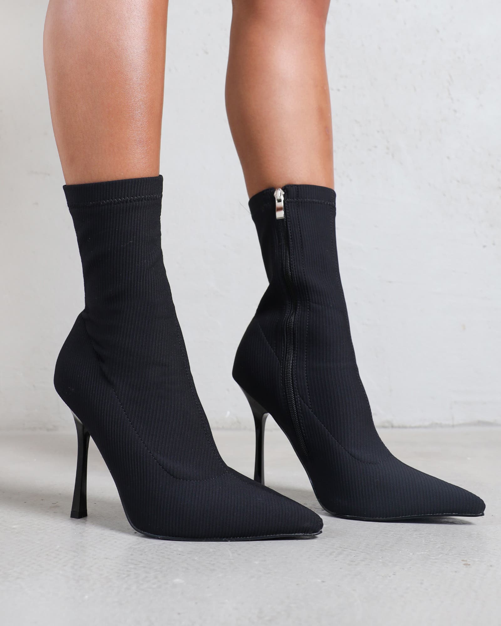 Huntley Black Ribbed Stretch Heeled Boots | SIMMI London