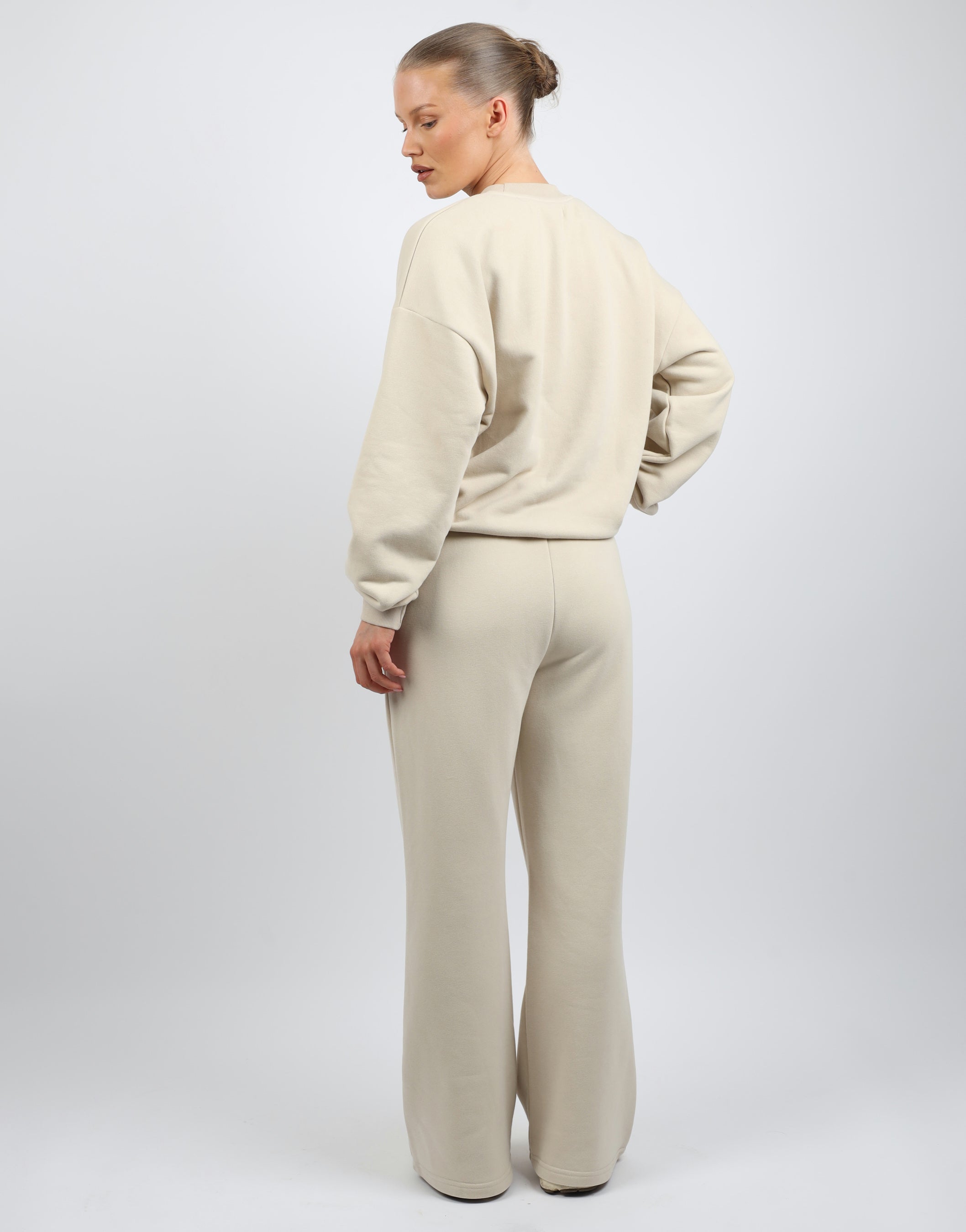 Rue SIMMI Studios Embroidered Logo Crew Neck | SIMMI Studios 