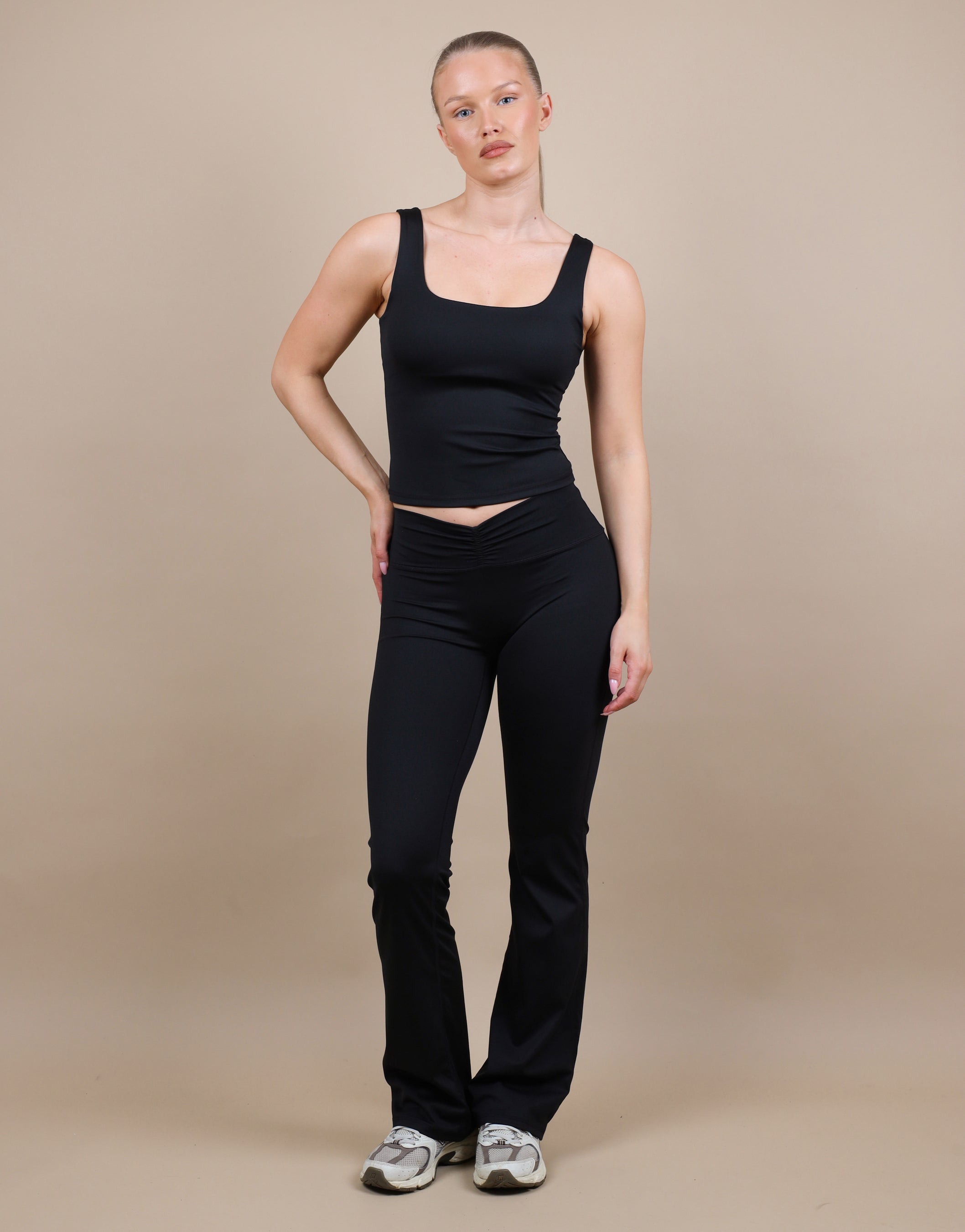 Rhea Square Neck Tank Top In Black | SIMMI London