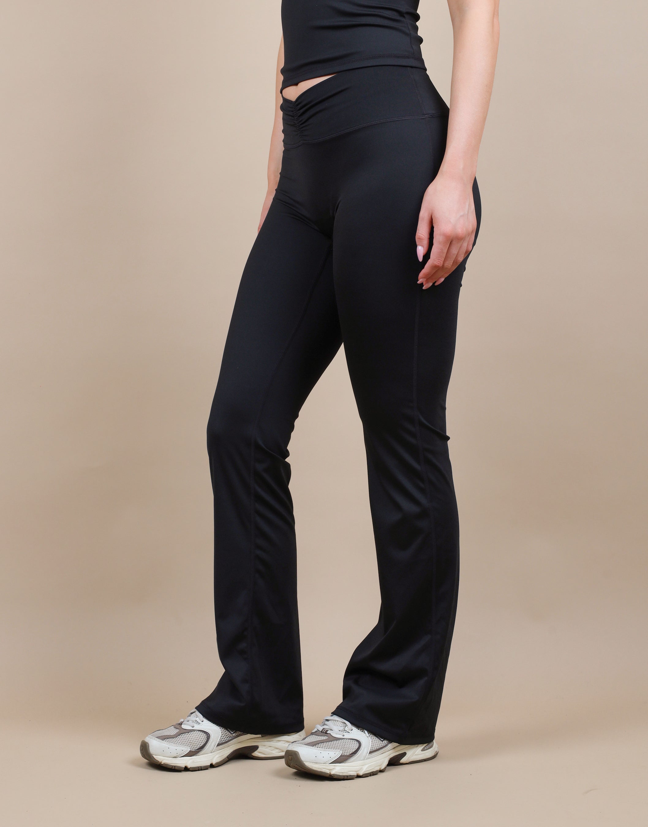 Cleo Ruched Front Flared Leggings | SIMMI London