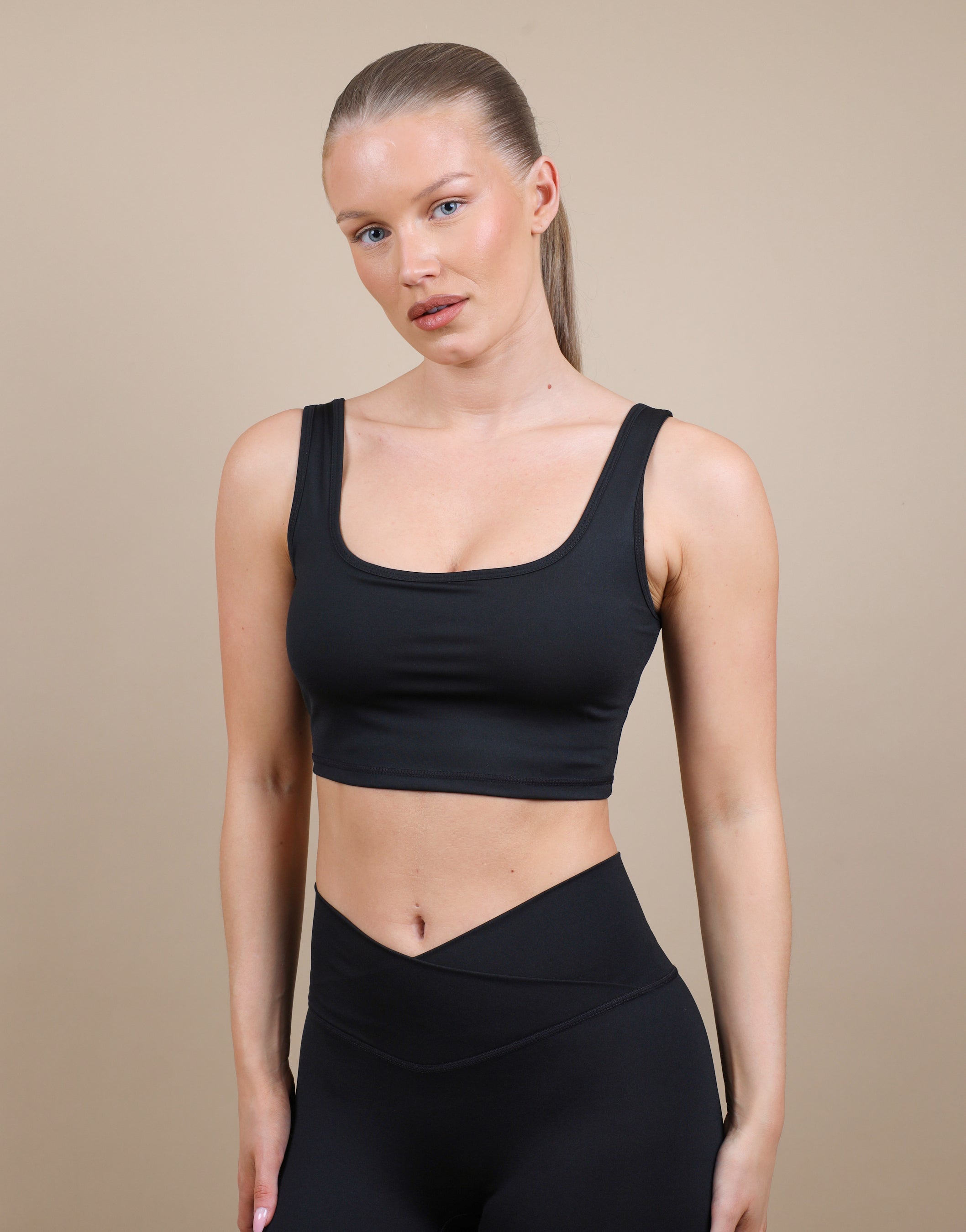 Teagan Square Neck Cropped Tank Top | SIMMI London