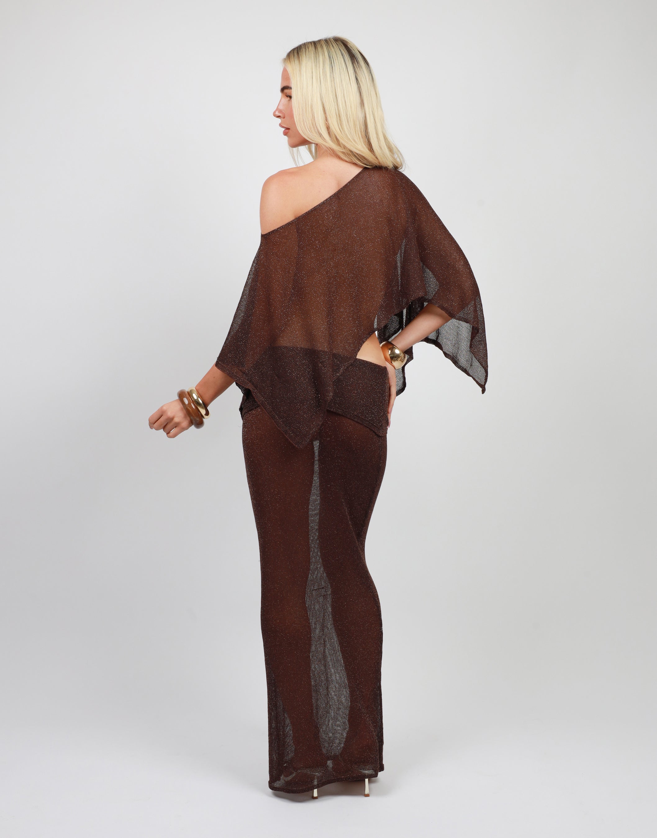 Seline Knitted Cape top in brown | SIMMI London