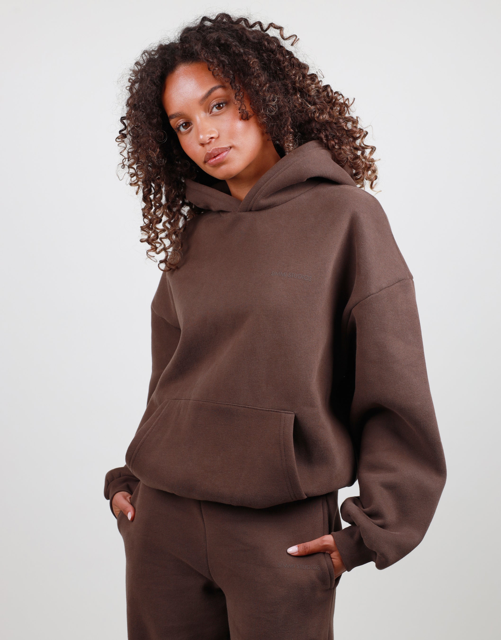 Solene Oversized Hoodie in Brown