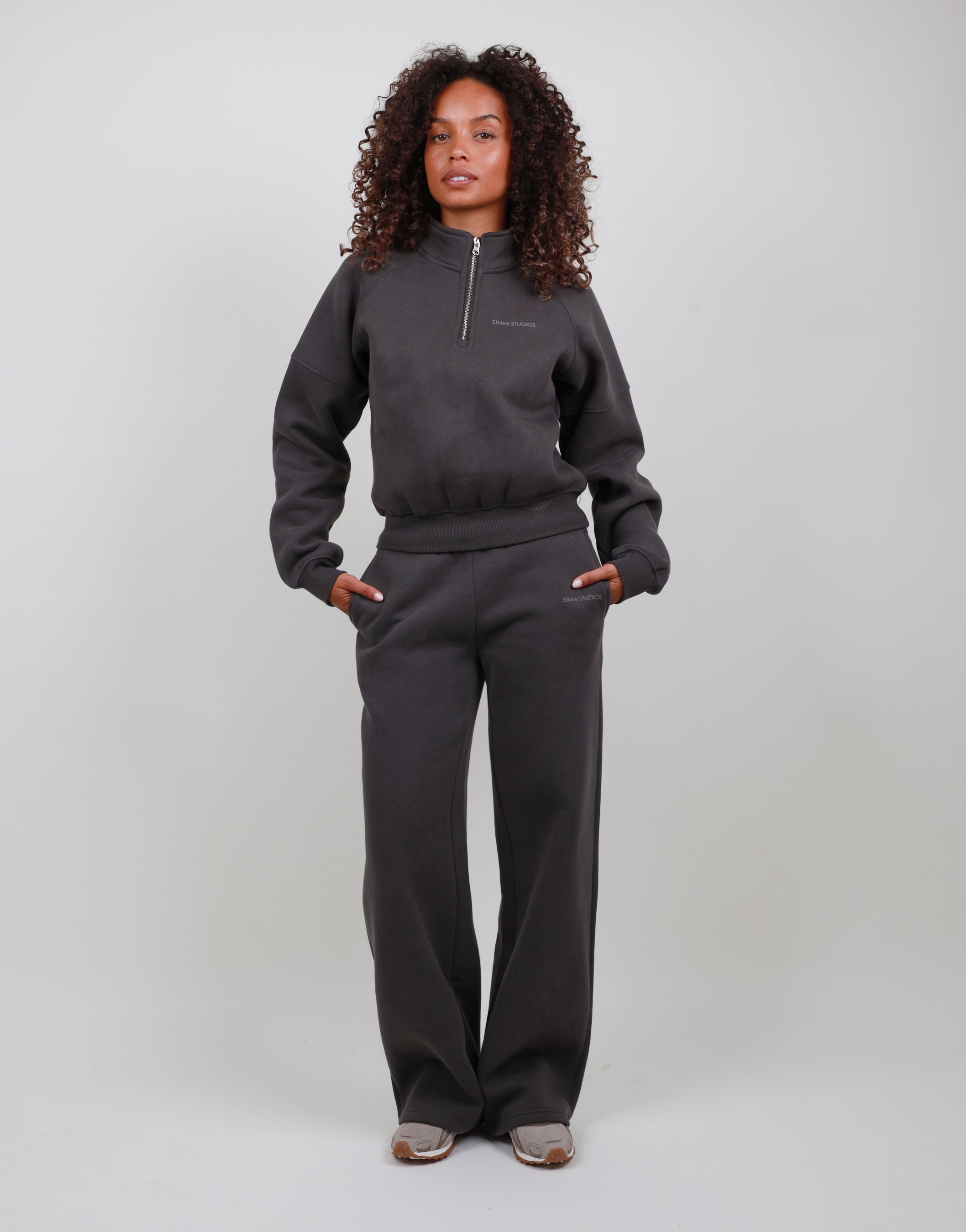 Violette Half Zip Sweatshirt in Dark Grey