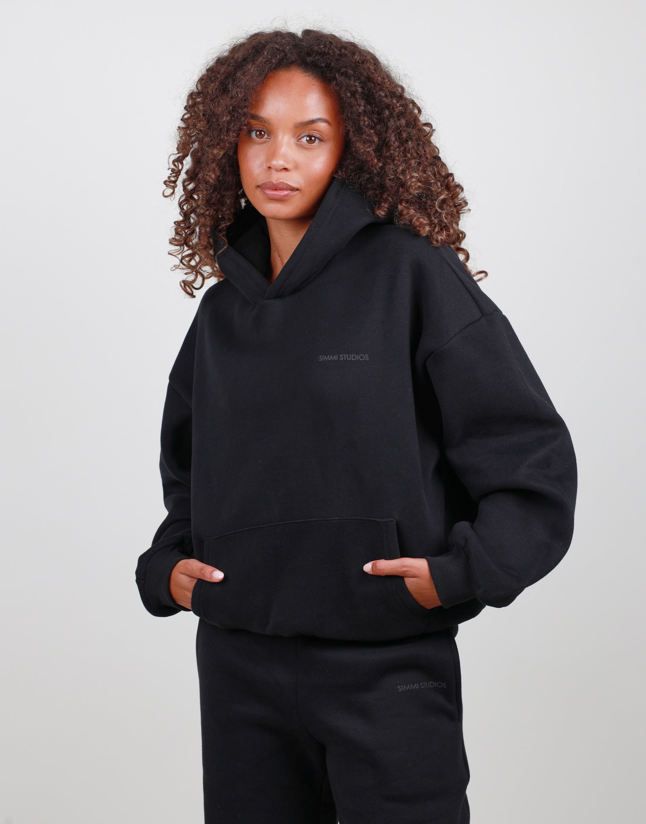 Solene Oversized Hoodie in Black