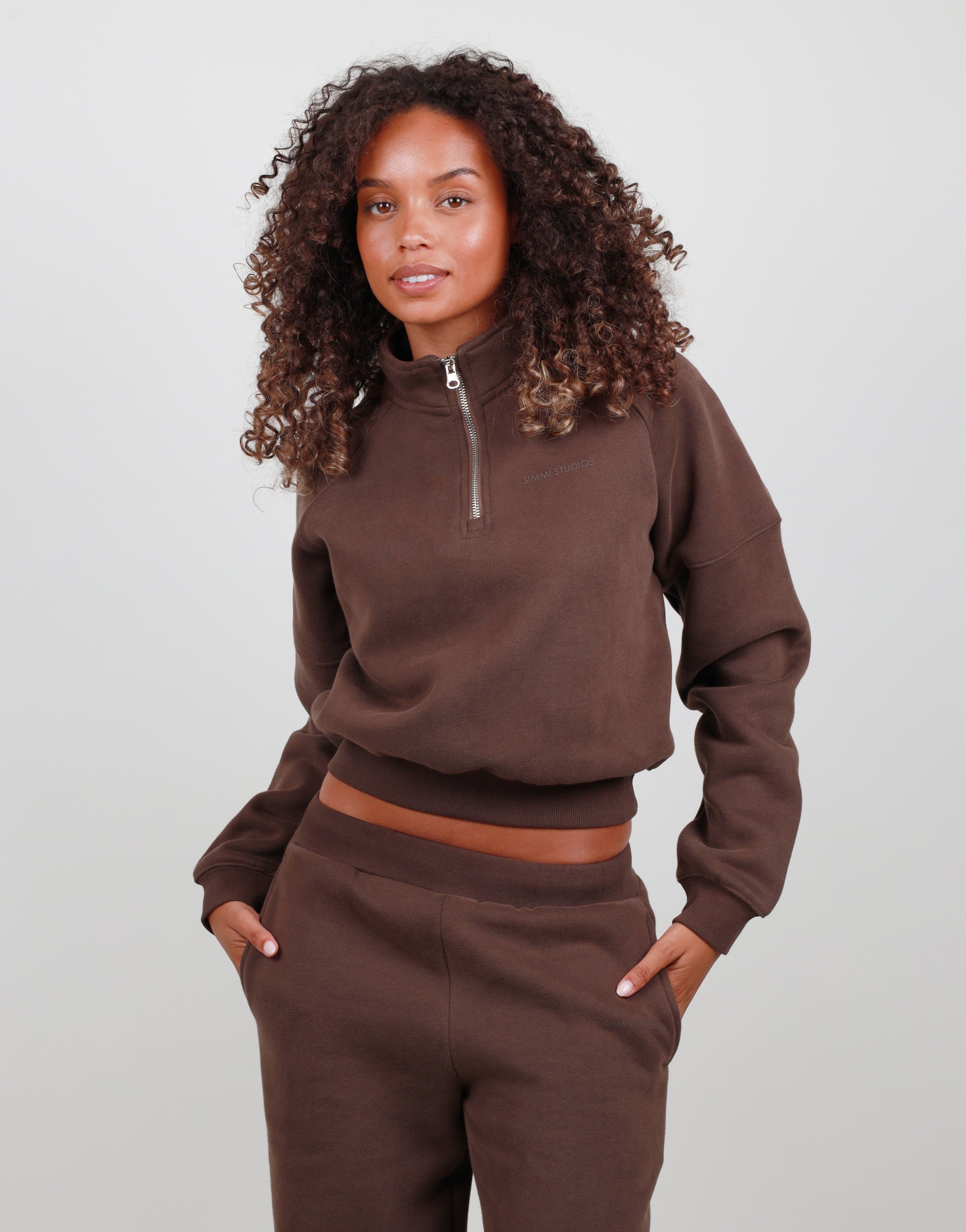 Violette Half Zip Sweatshirt in Brown