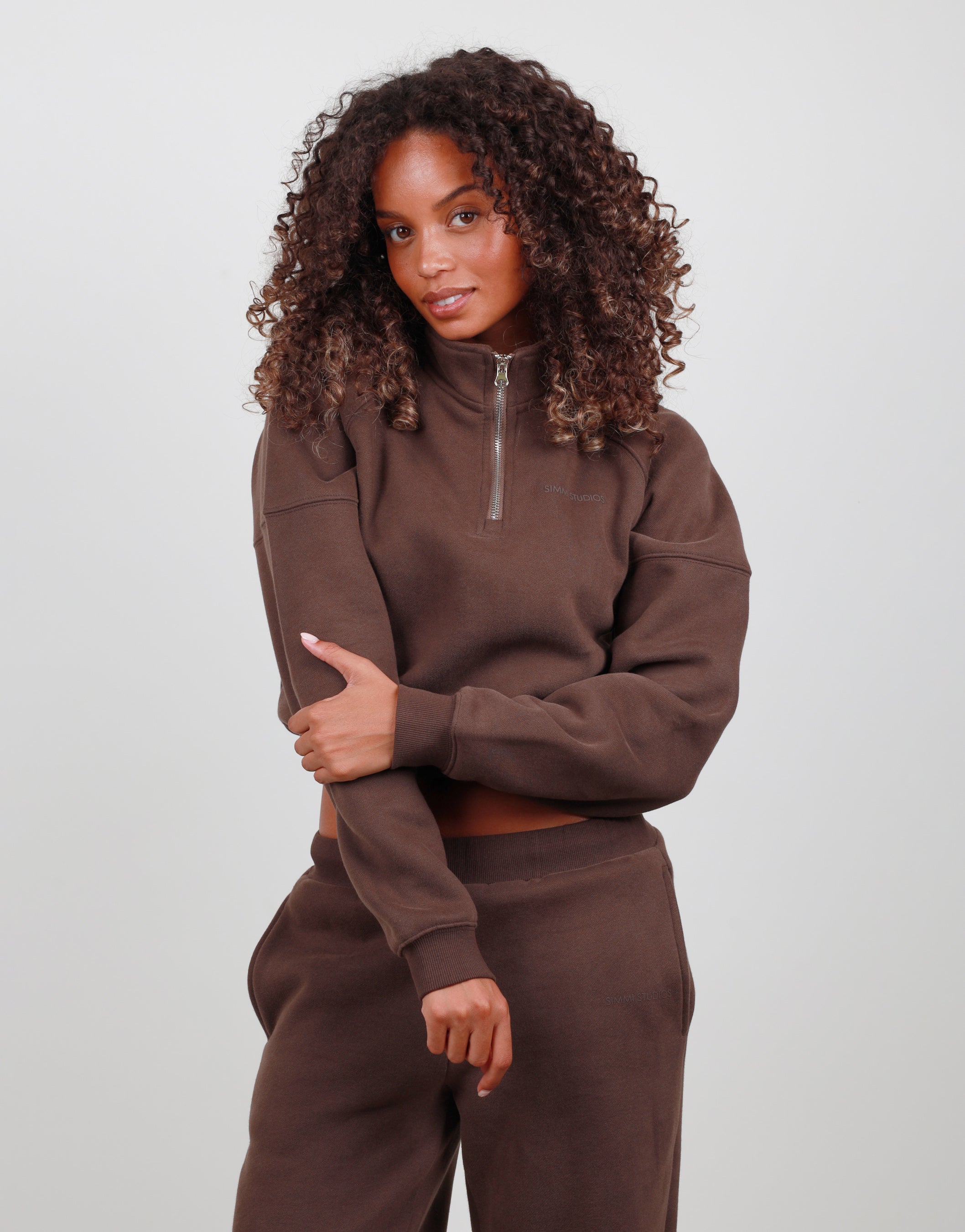 Violette Half Zip Sweatshirt in Brown