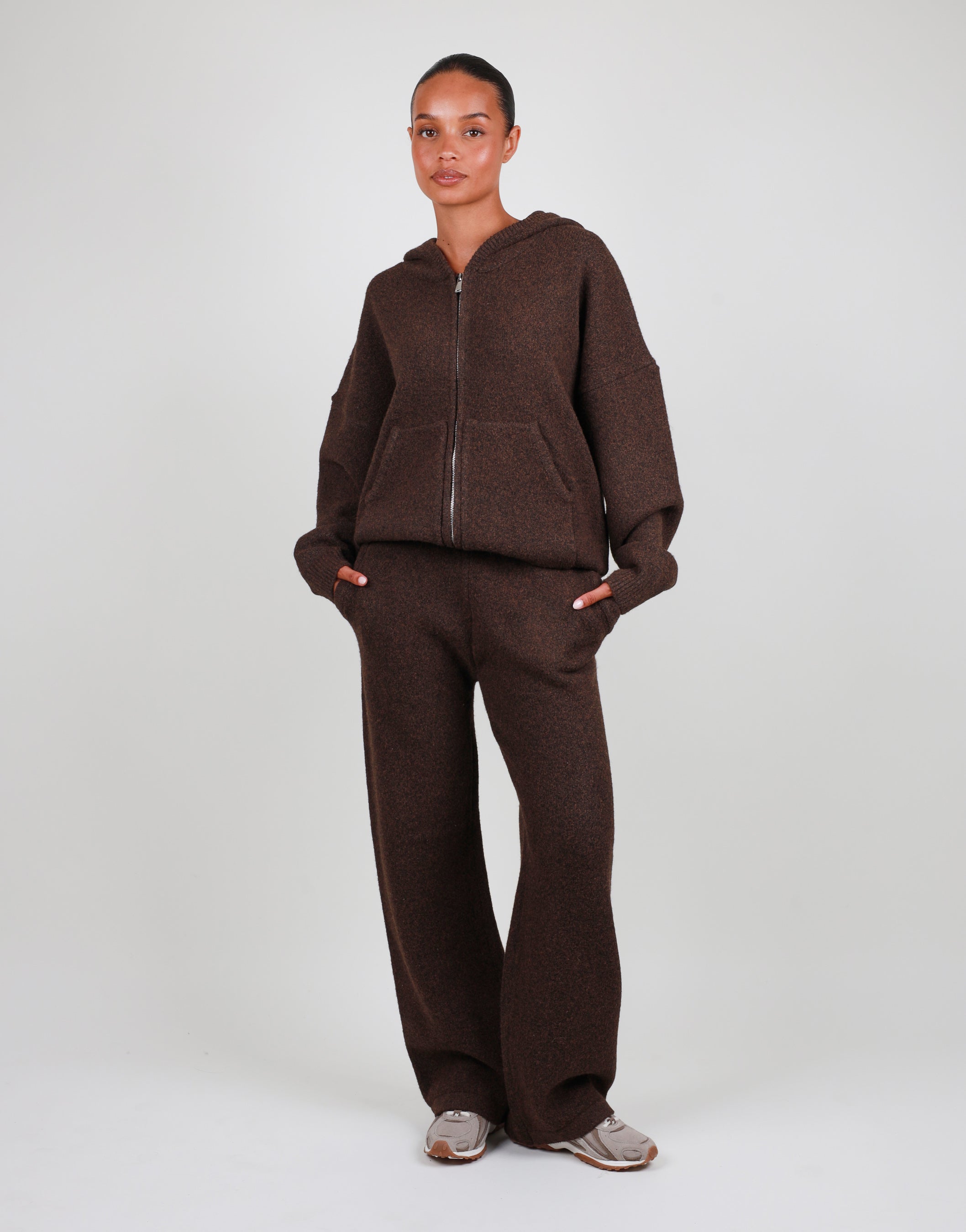 Elara Petite Trouser In Dark Brown | SIMMI London