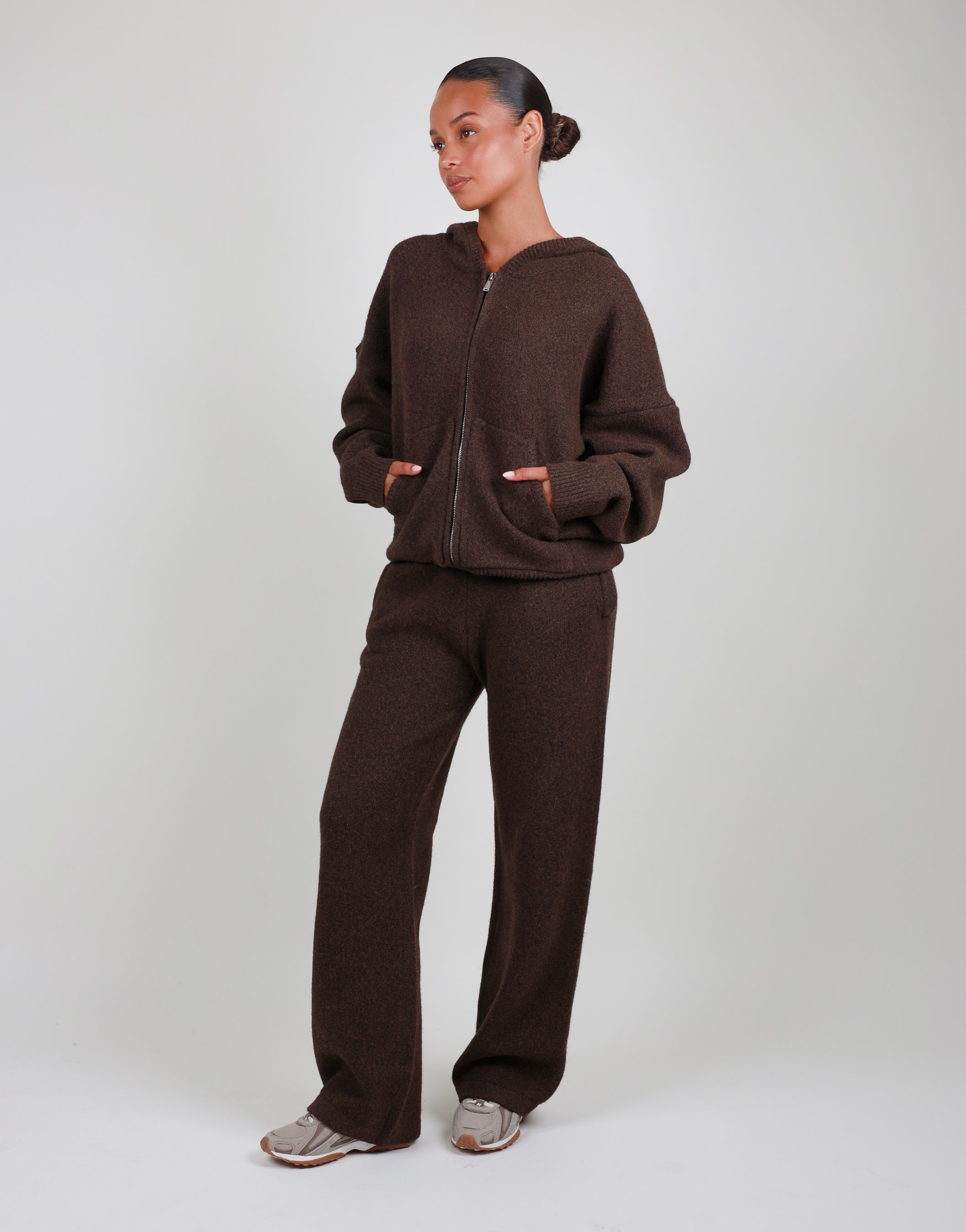 Elara Petite Trouser In Dark Brown | SIMMI London