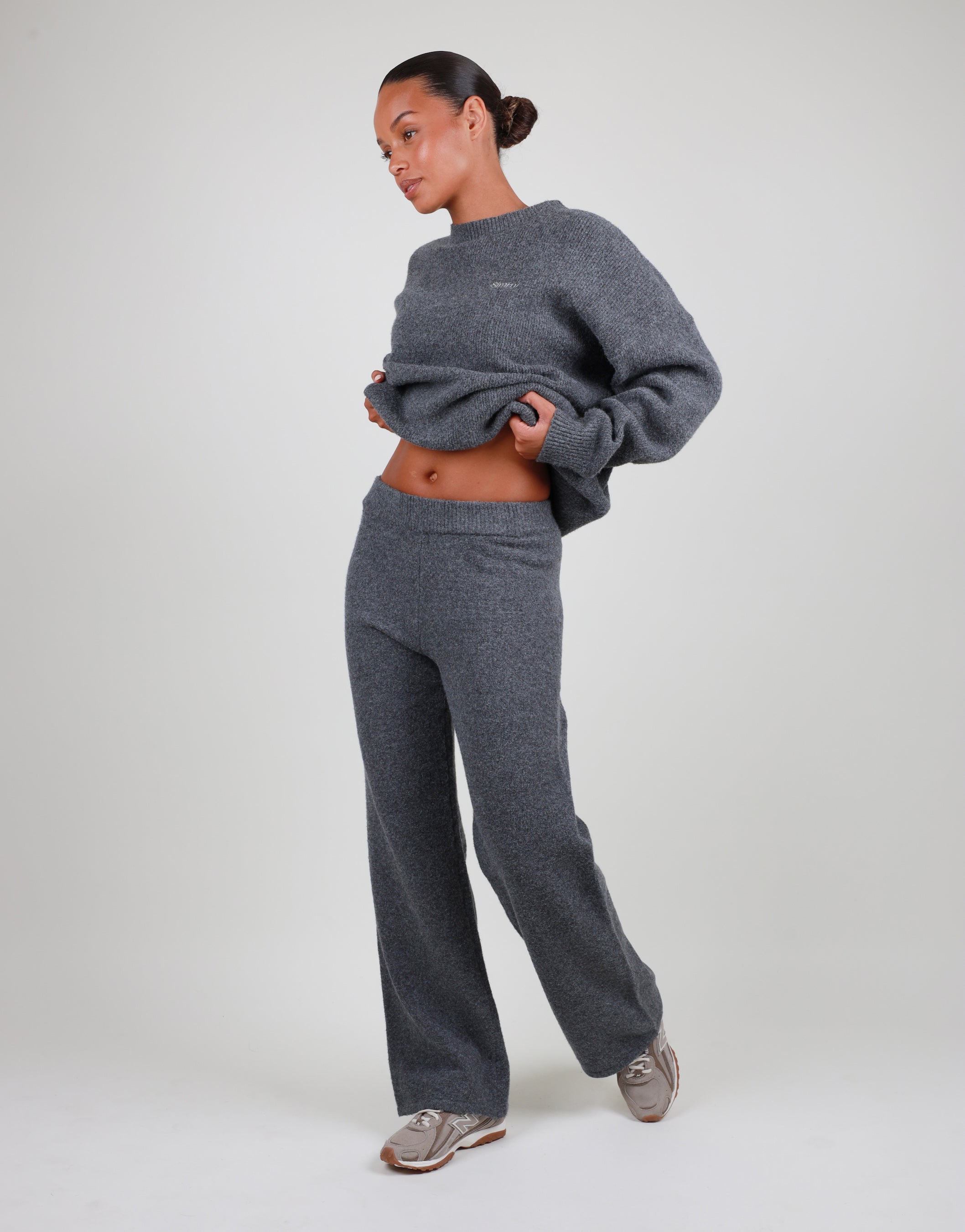 Cara Simmi Studios Petite Trousers In Dark Grey