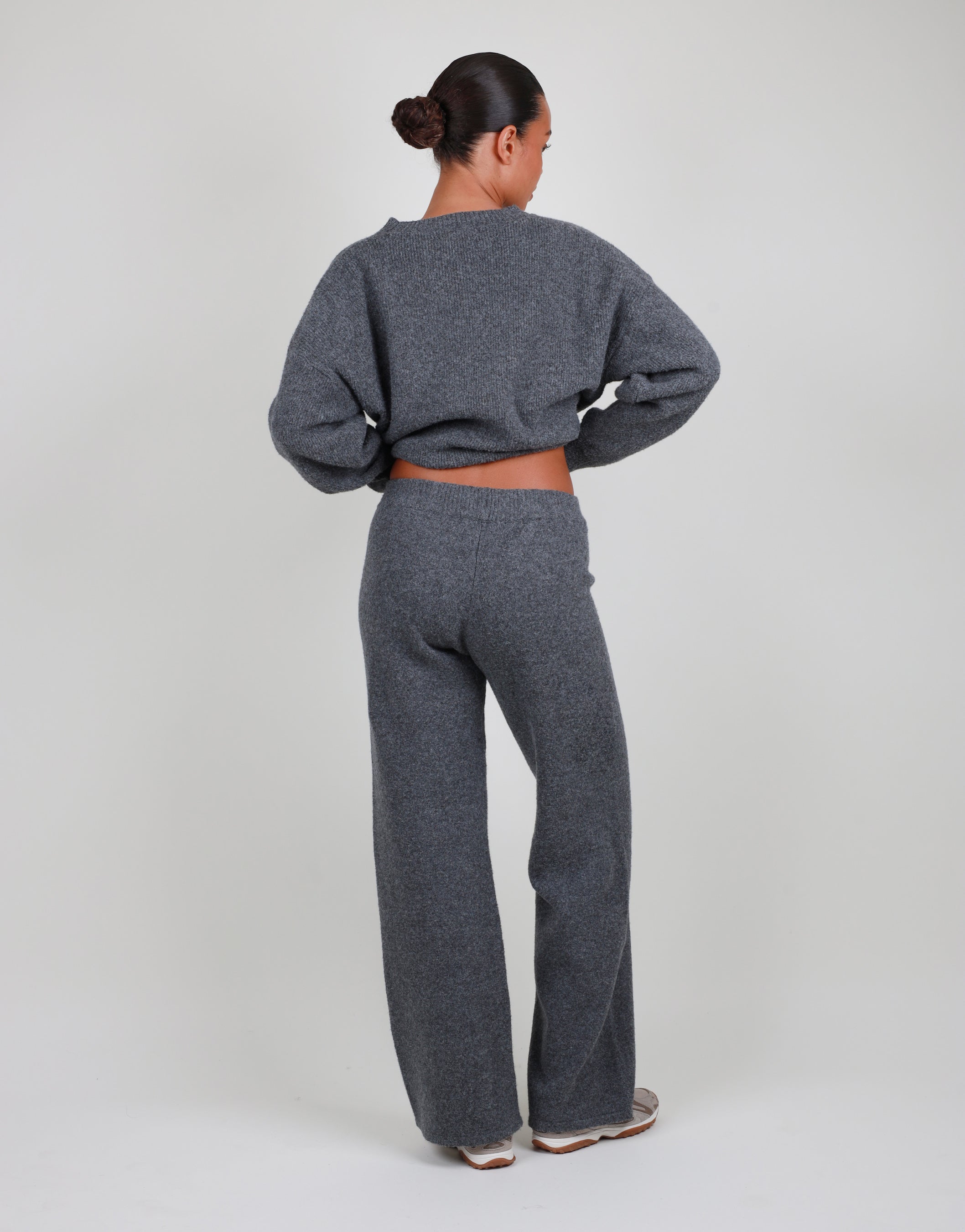 Cara Simmi Studios Petite Trousers In Dark Grey