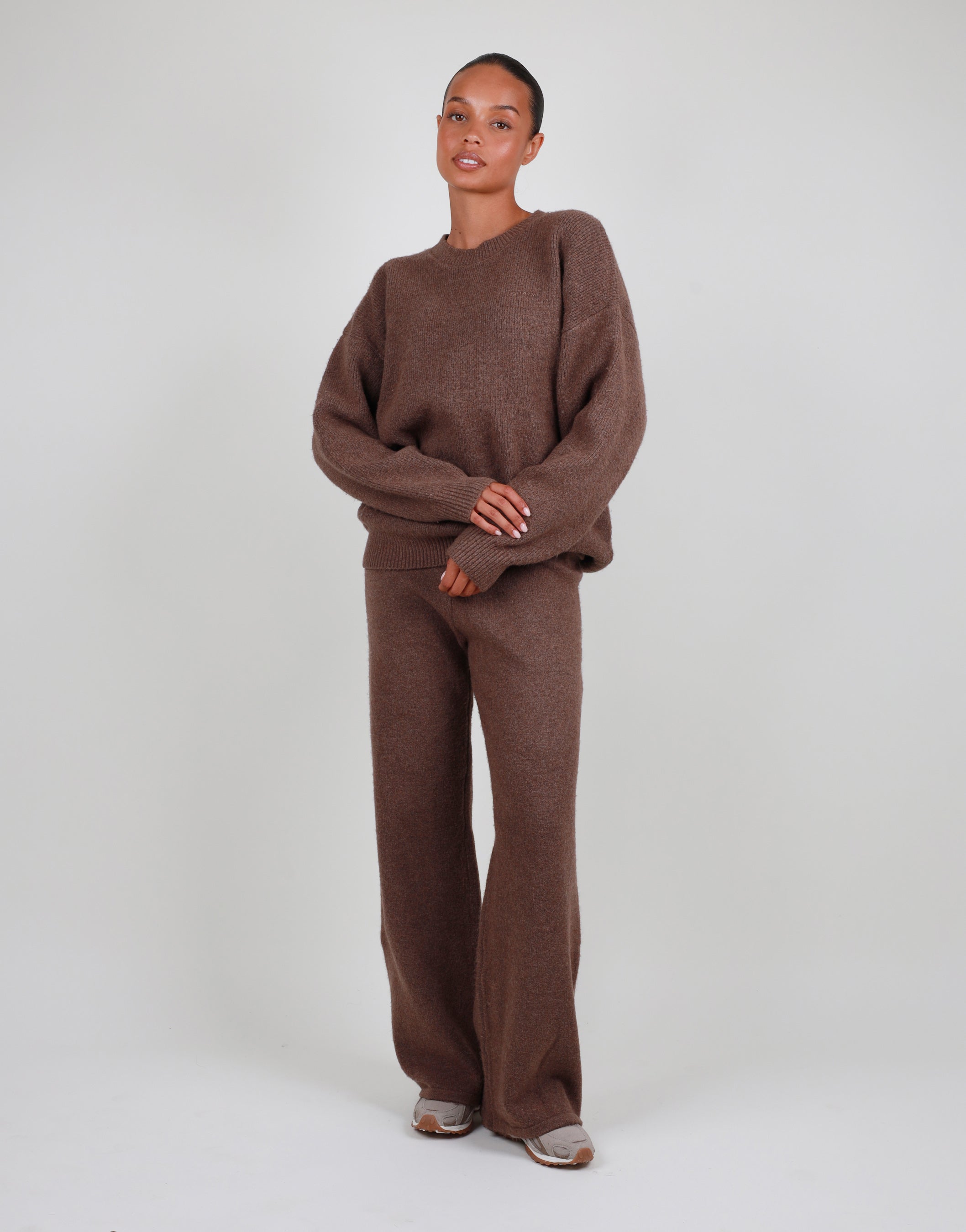 Cara Simmi Studios Petite Trousers In Brown