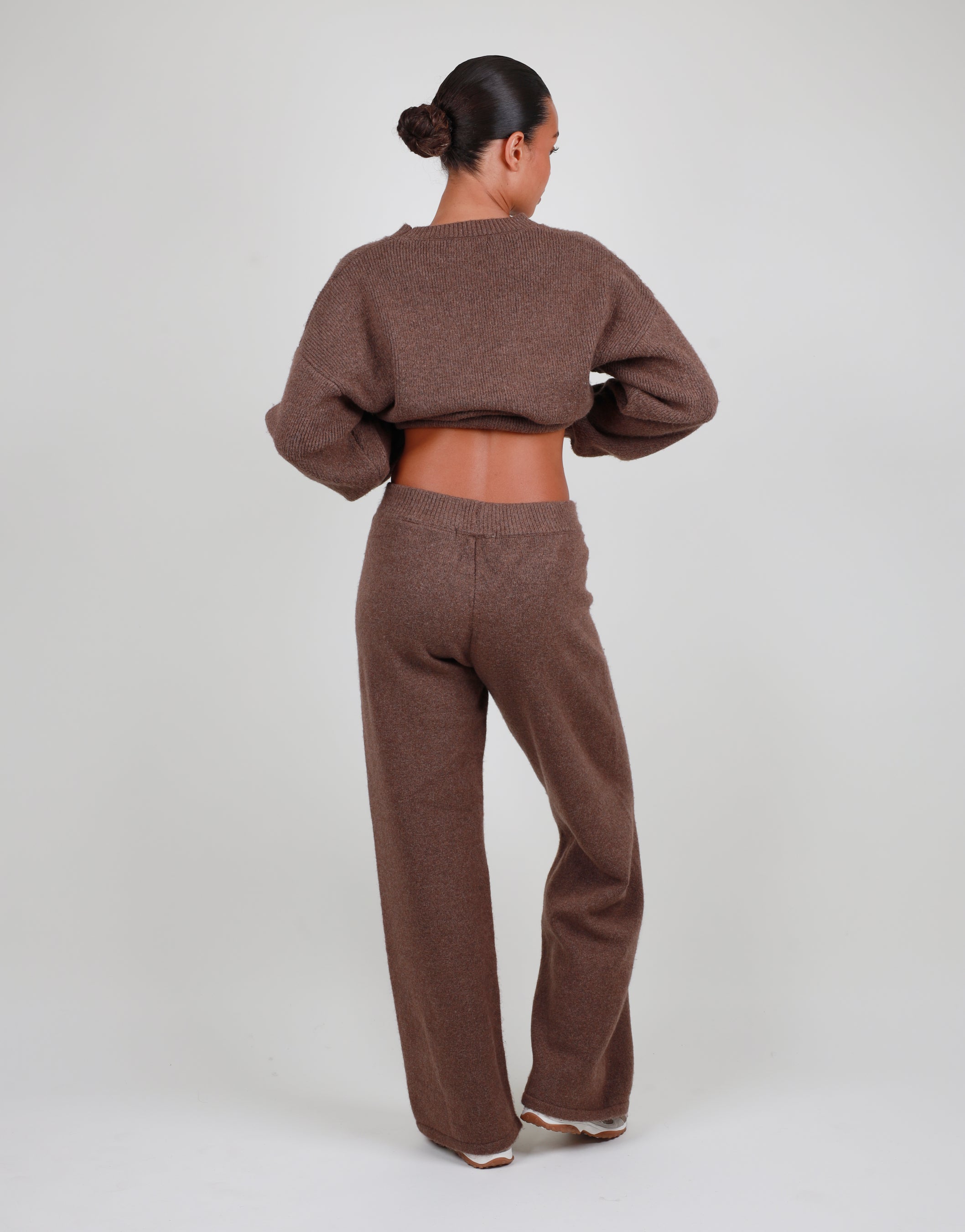 Cara Simmi Studios Petite Trousers In Brown
