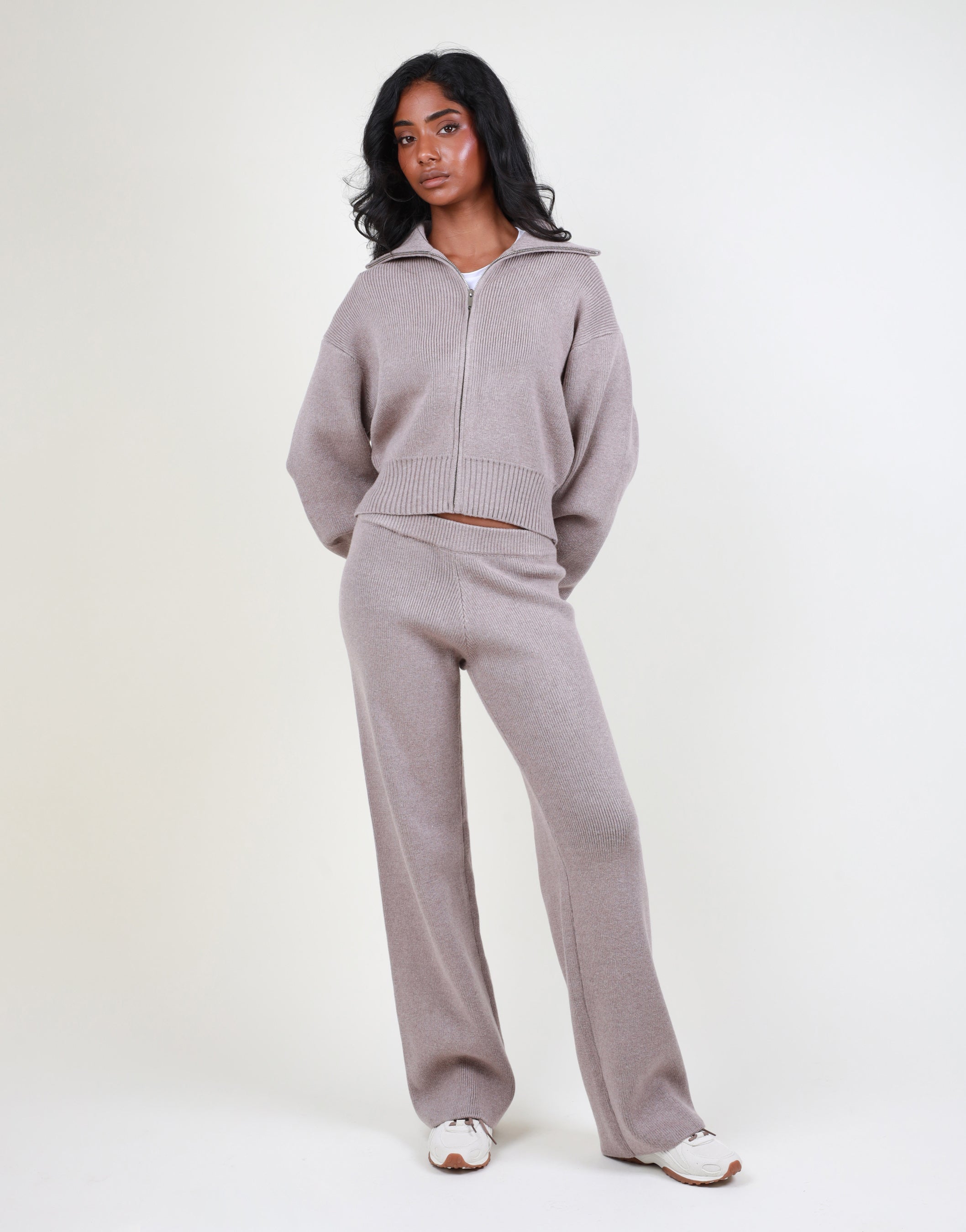 Estelle Collared Knit Zip through in mocha | SIMMI London