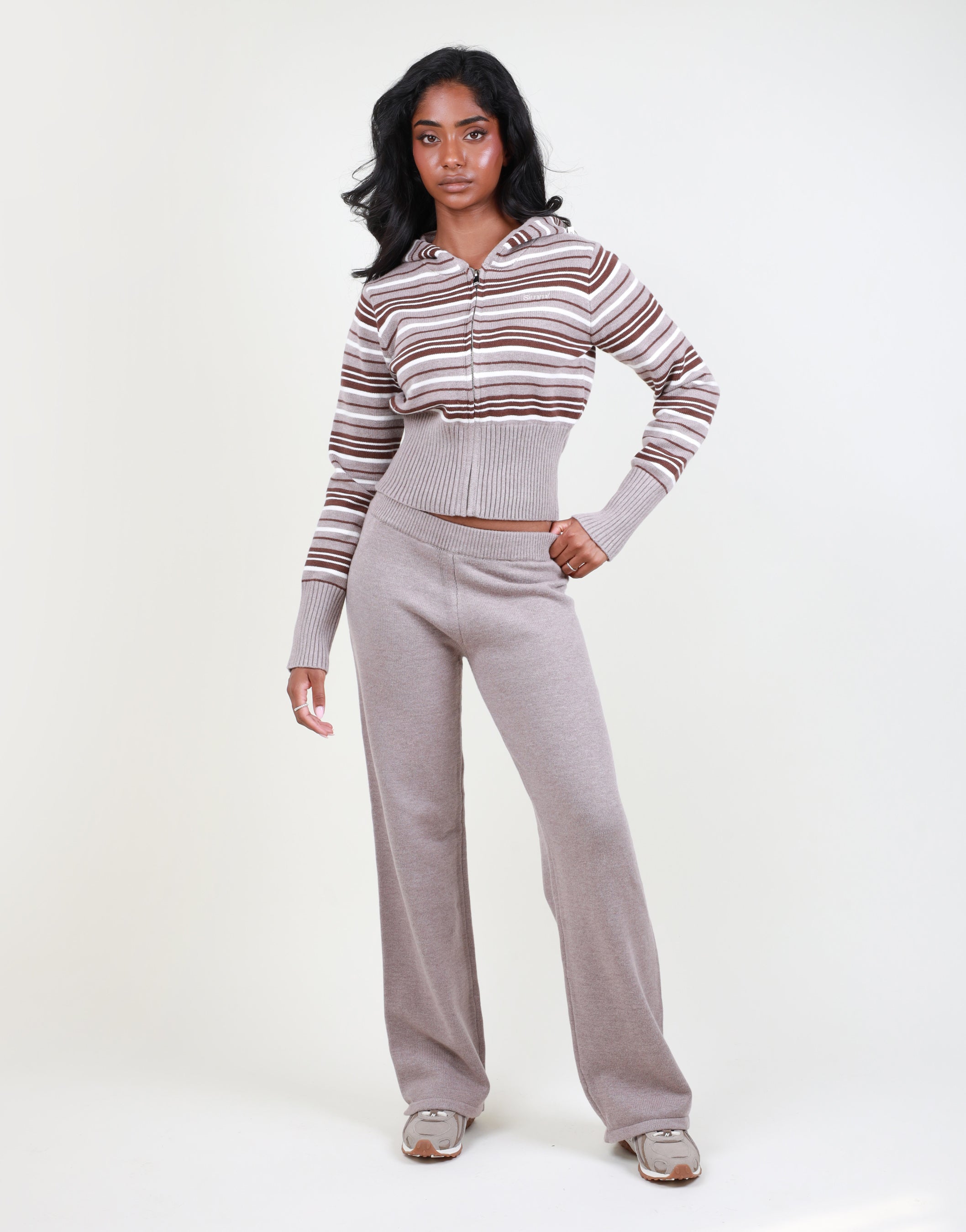 Sabine Fine knit trouser in brown | SIMMI London