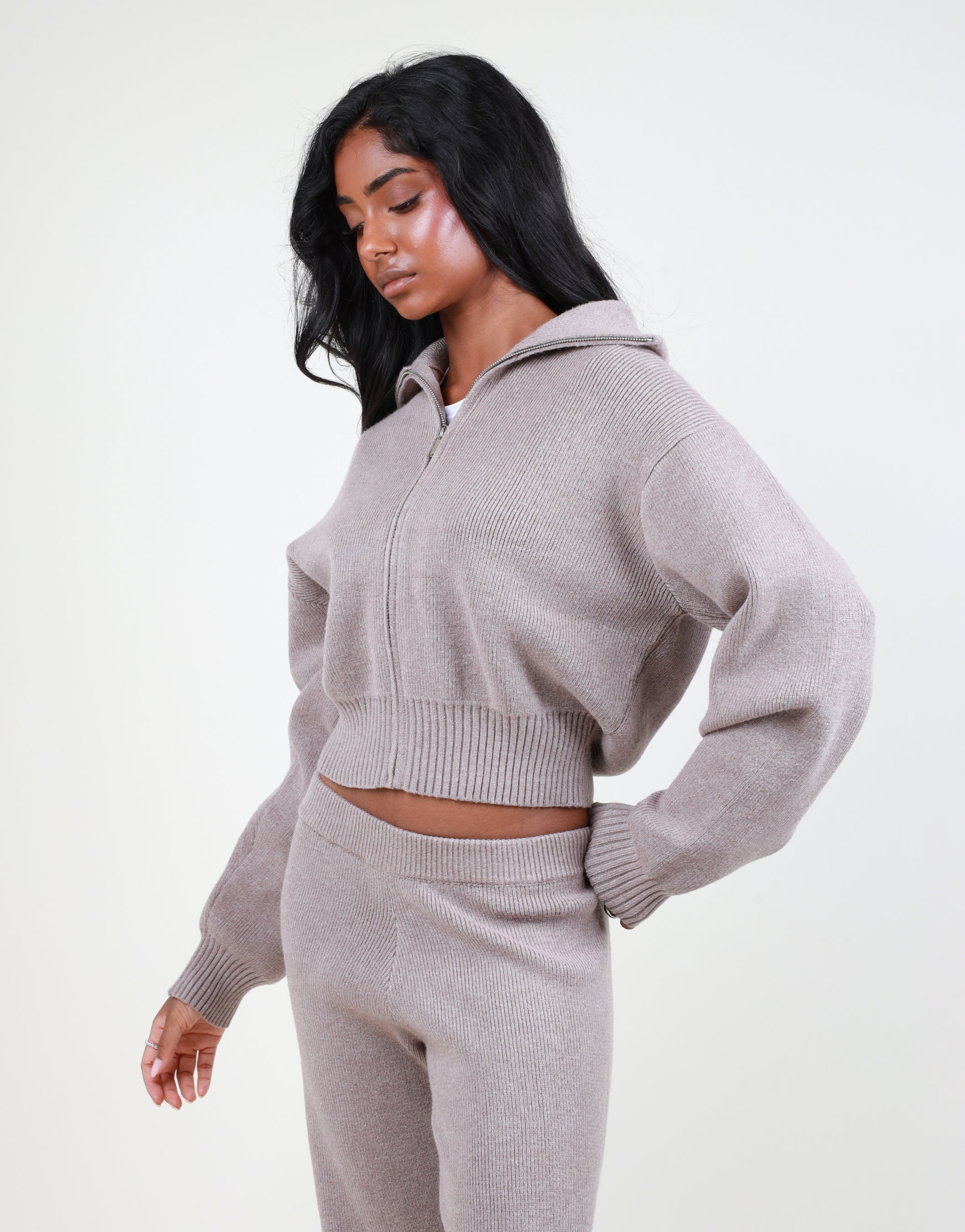 Estelle Collared Knit Zip through in mocha | SIMMI London