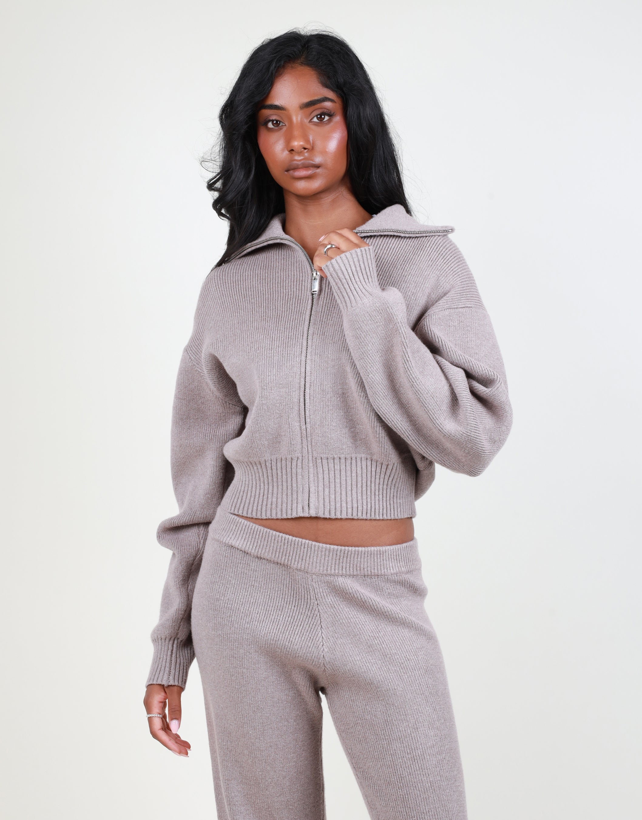 Estelle Collared Knit Zip through in mocha | SIMMI London