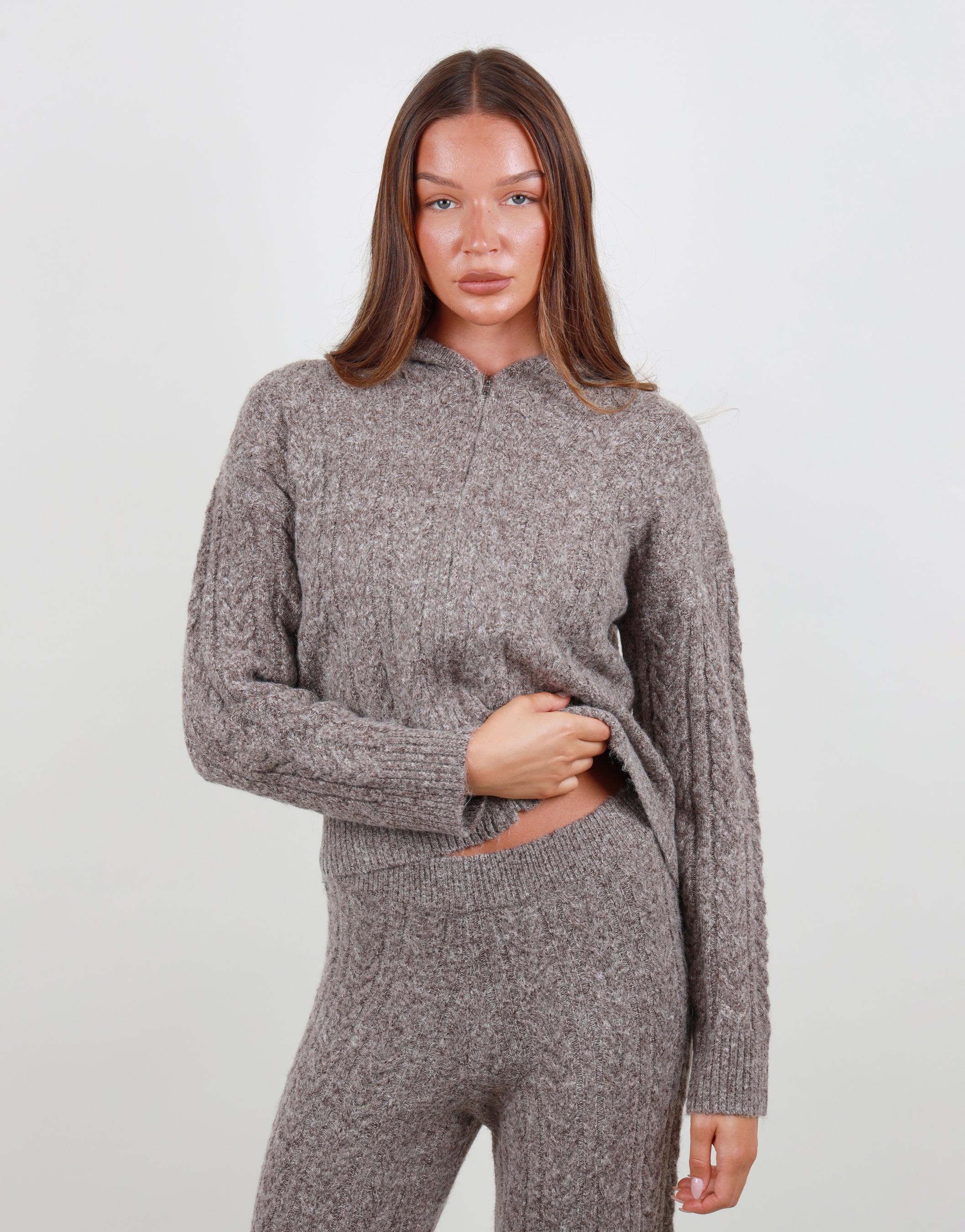 Daria Cable knit trousers in beige
