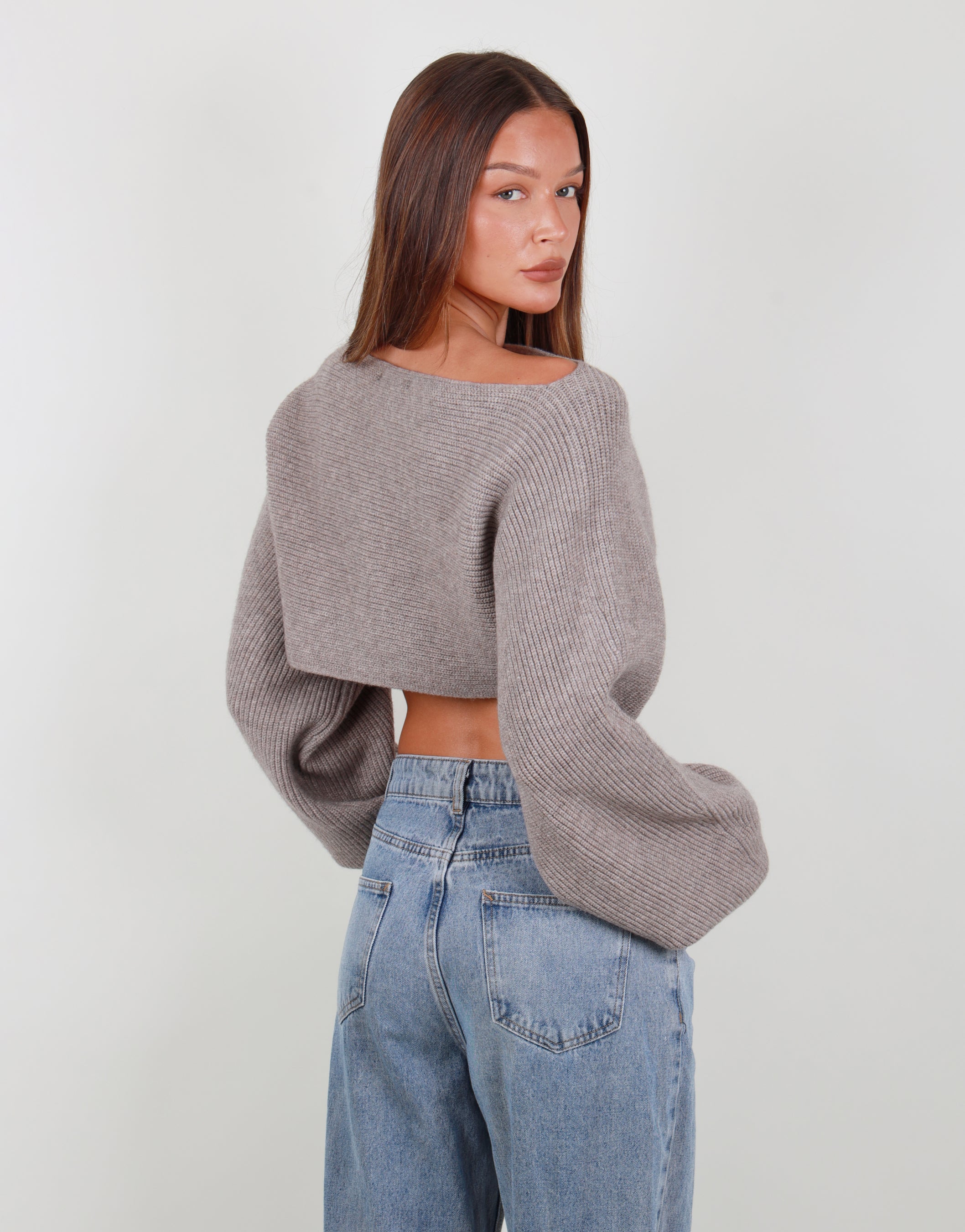 Aurelia Balloon sleeve knit crop top in Beige | SIMMI London