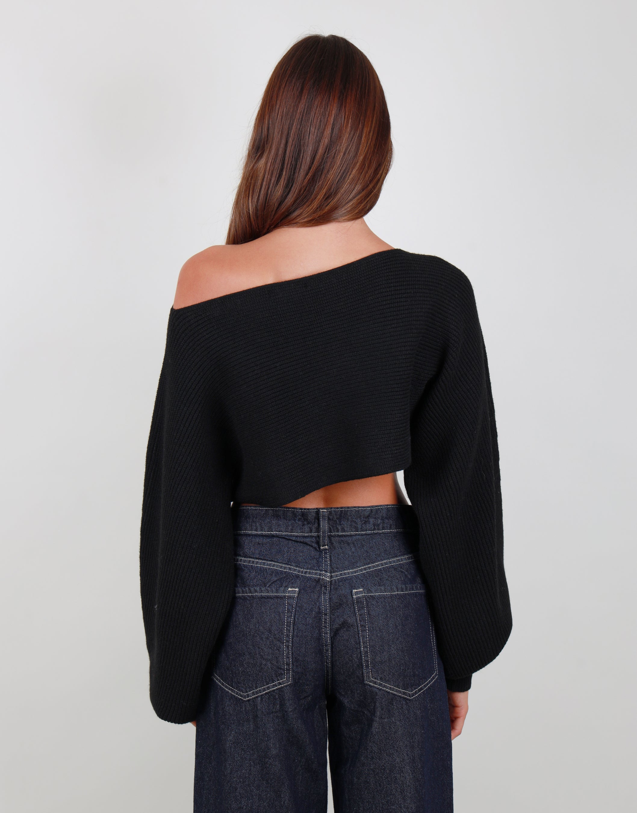 Aurelia Balloon sleeve knit crop top in black | SIMMI London