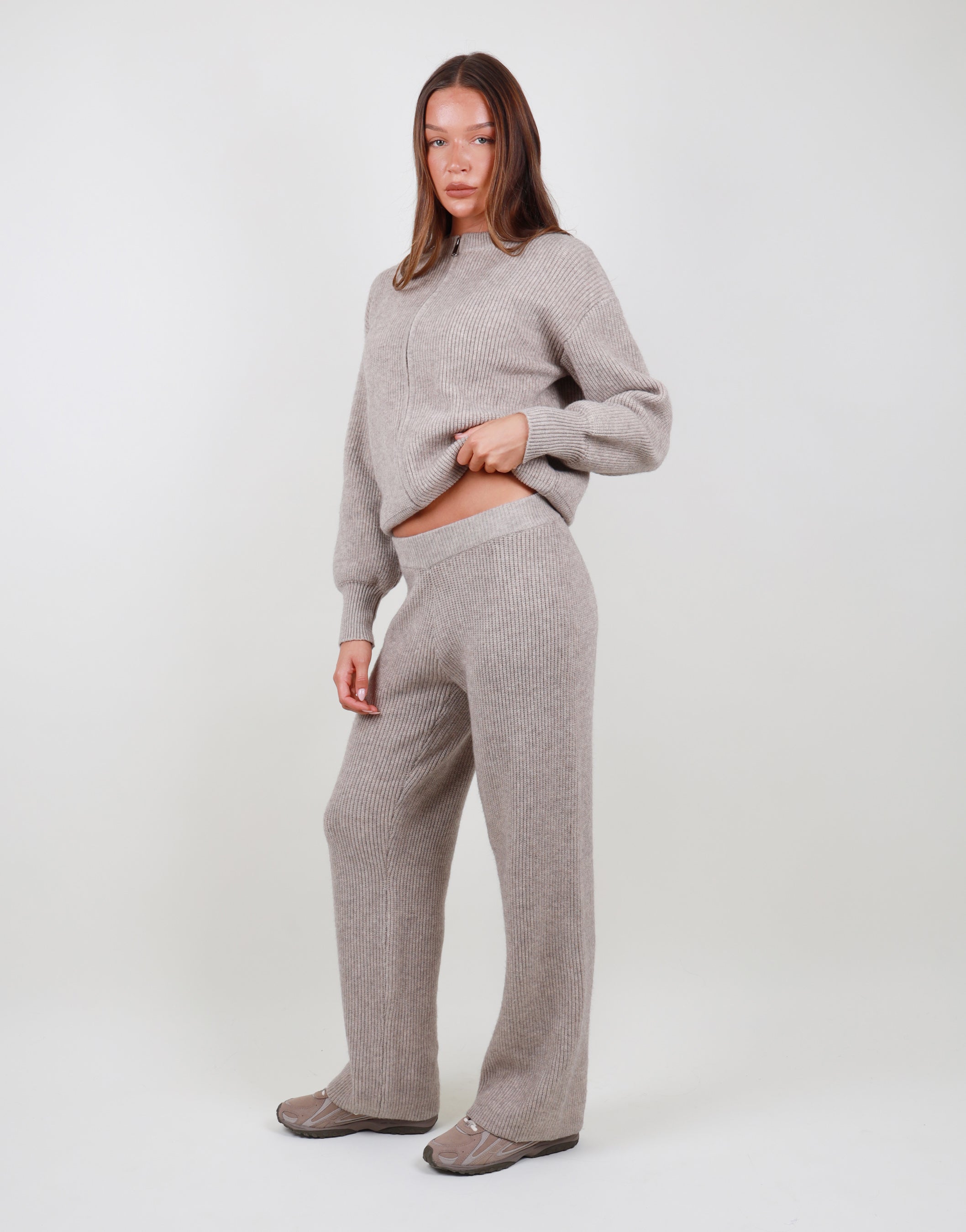 Lily Simmi Studios Ribbed Knitted Trousers In Beige