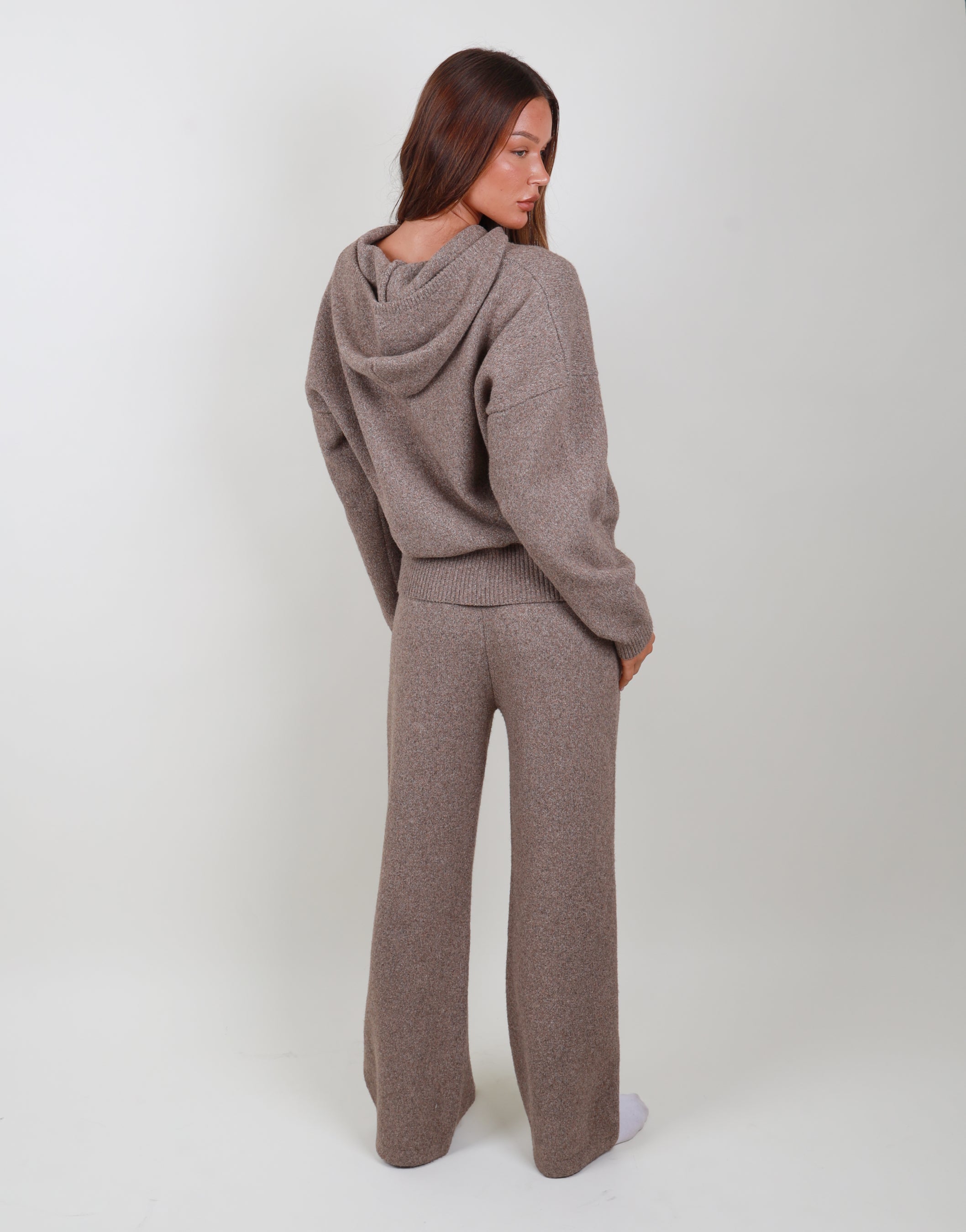 Elara Oversized Zip Hoodie in Mocha | SIMMI London