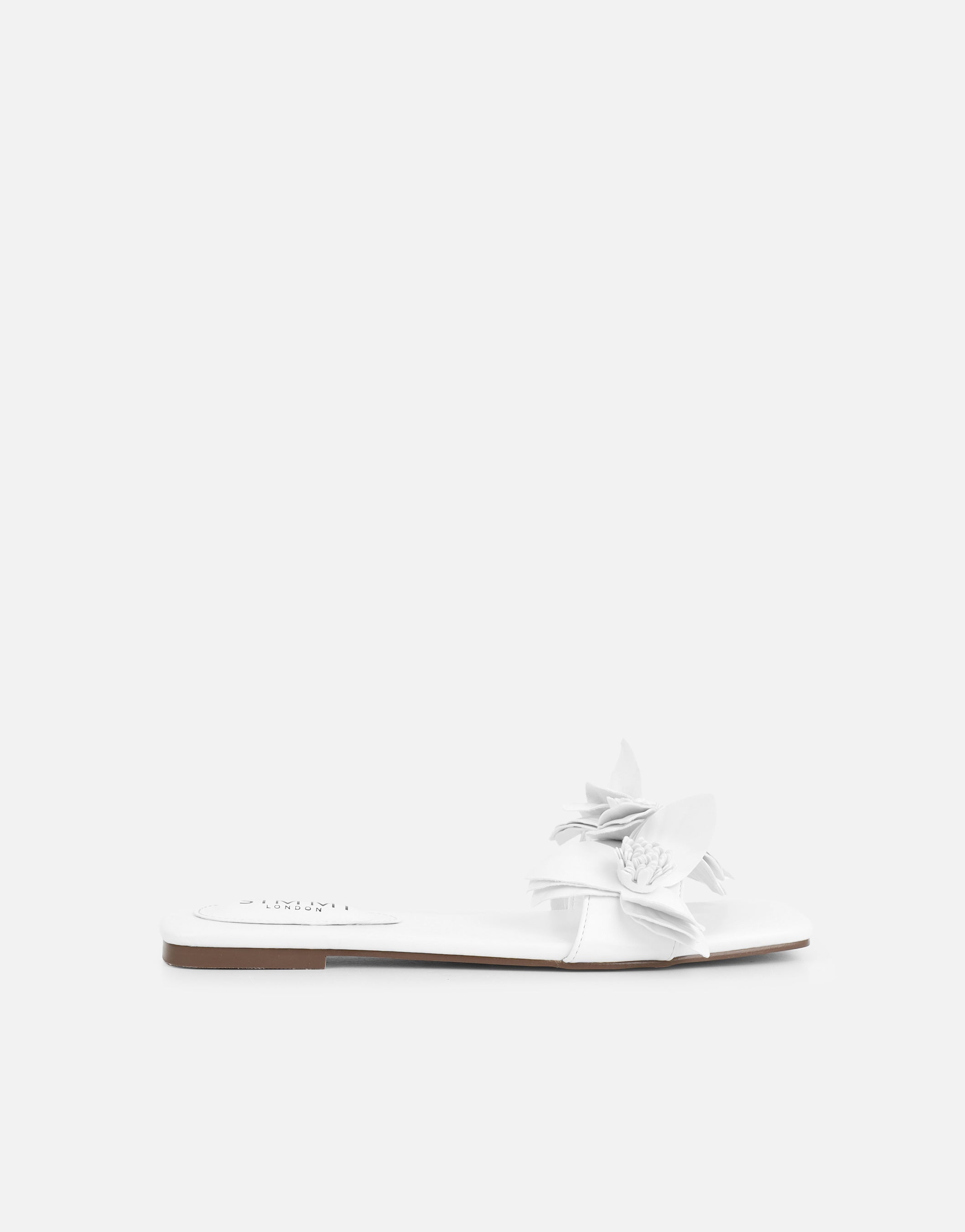 Gilly White Flower Detail Flat Sandals | SIMMI London