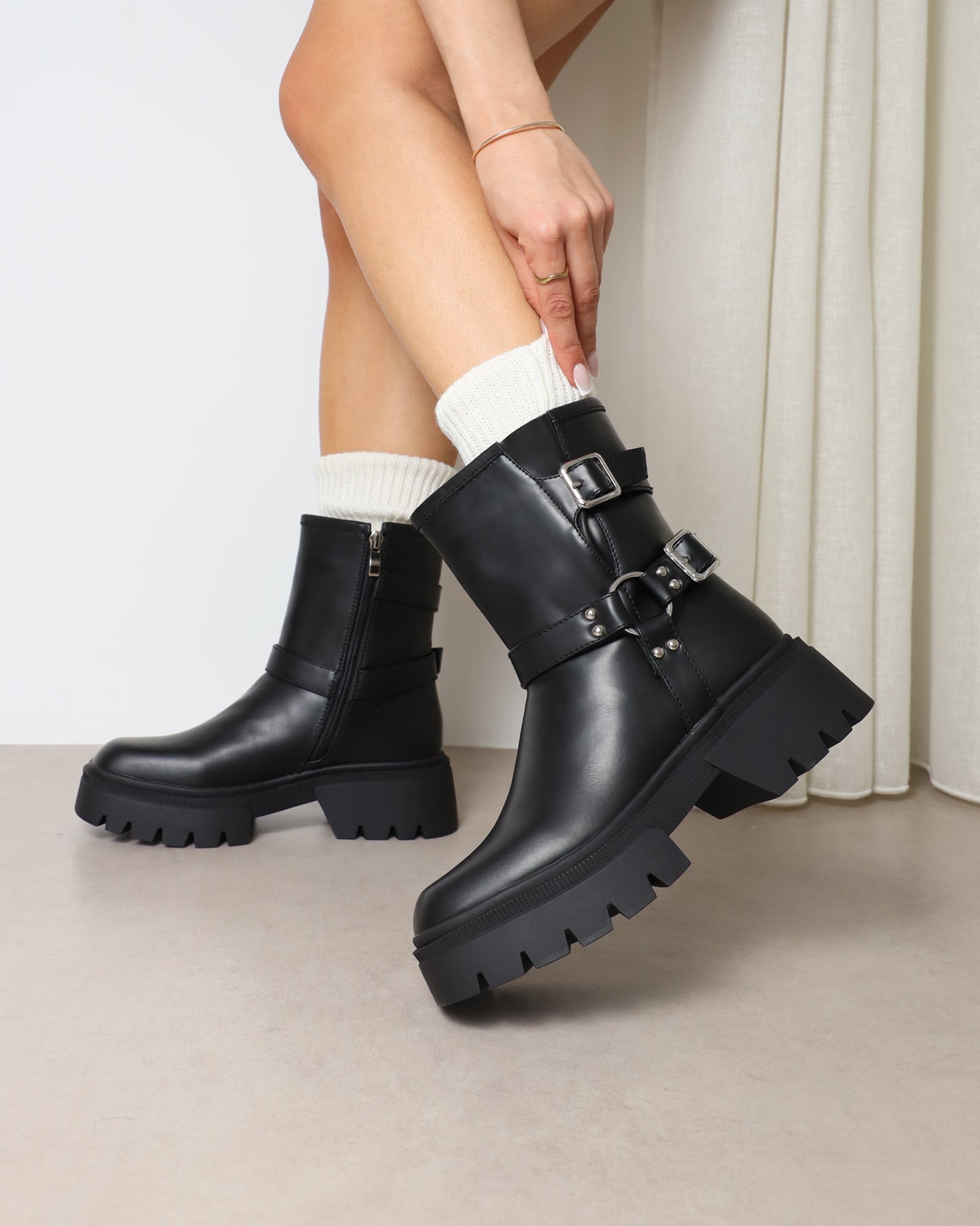 Alpesh Black Chunky Biker Boots | SIMMI London