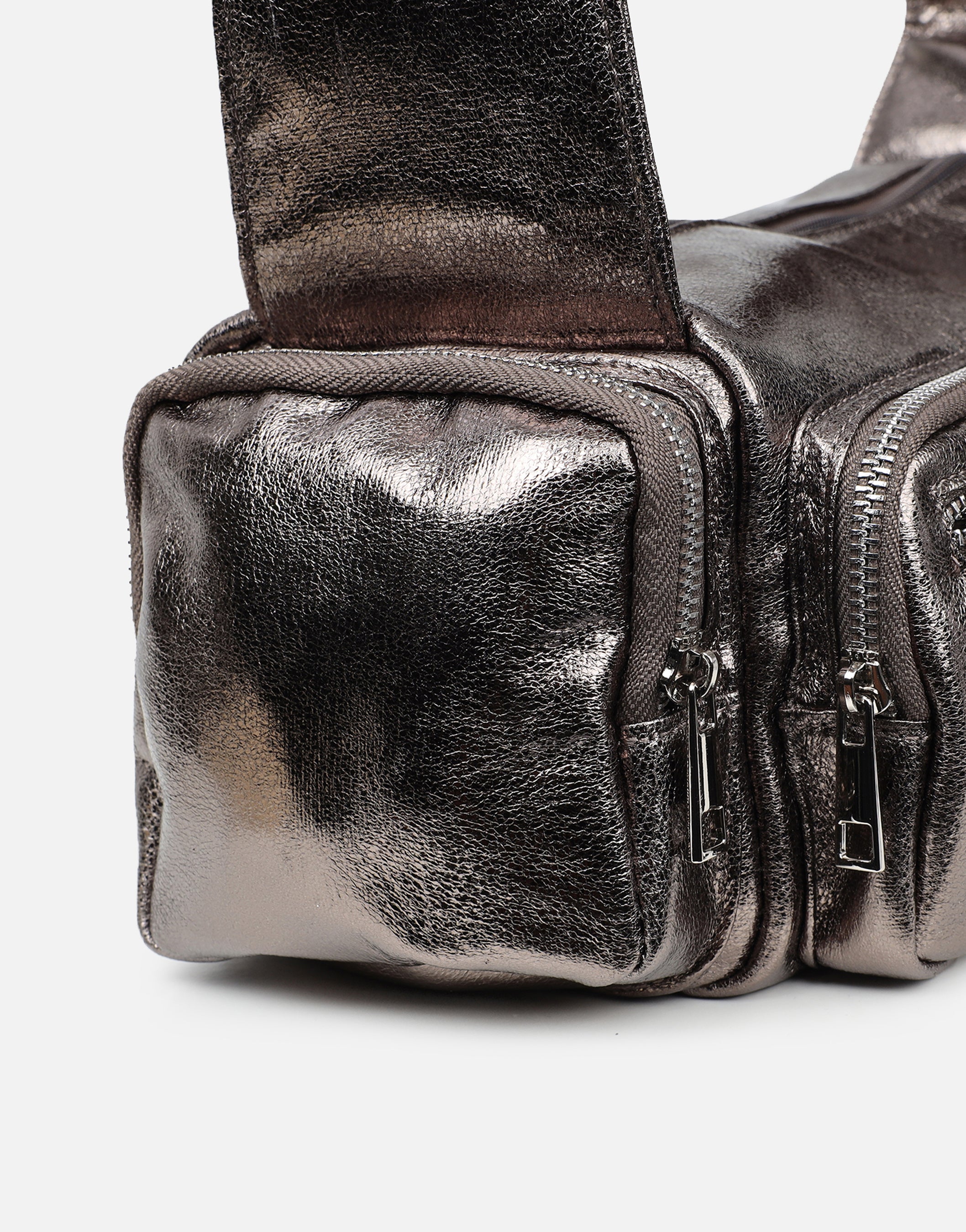 Ceyda Pewter Metallic Barrel Utility Shoulder Bag | SIMMI London