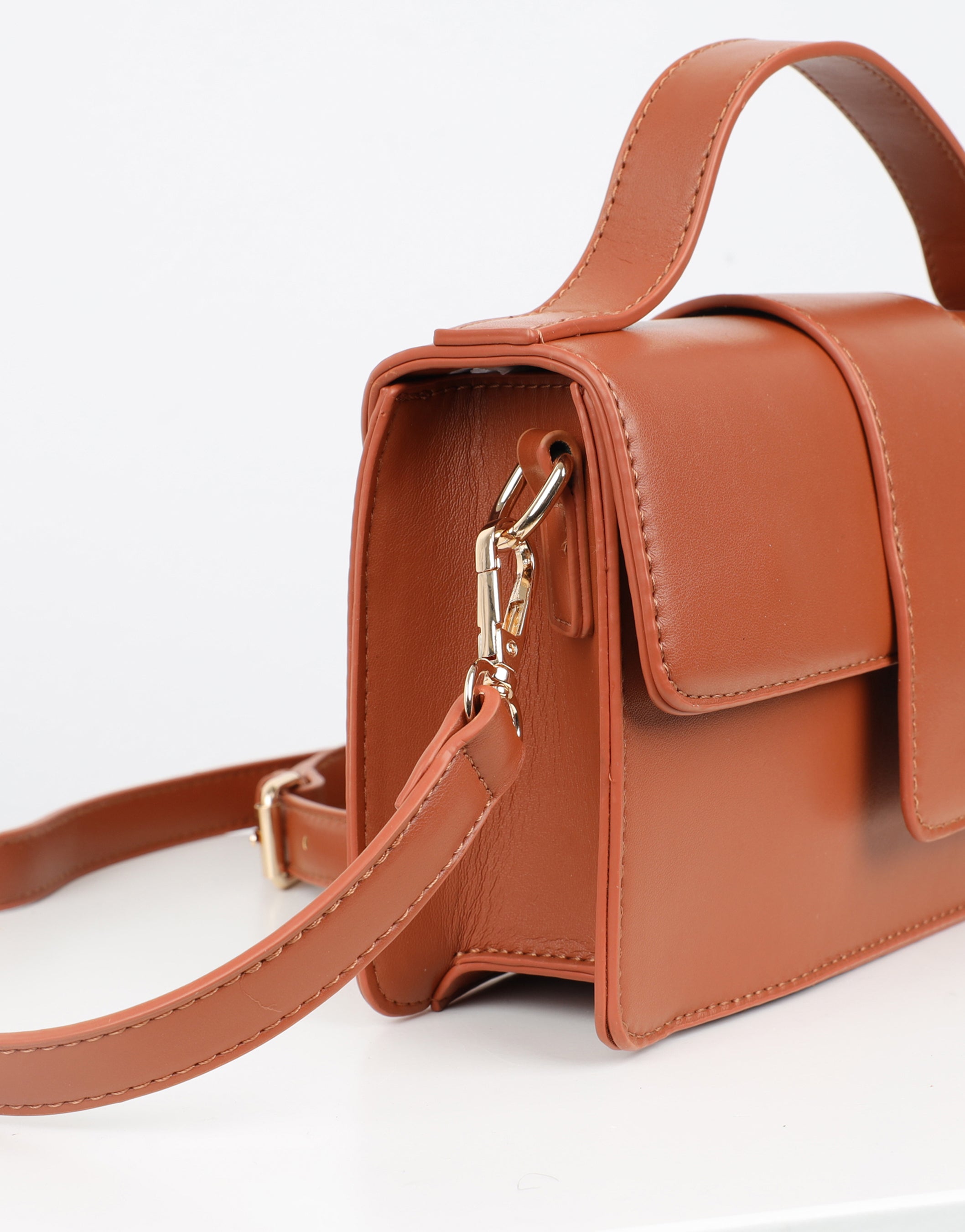 Cynthia Tan Shoulder Bag | SIMMI London