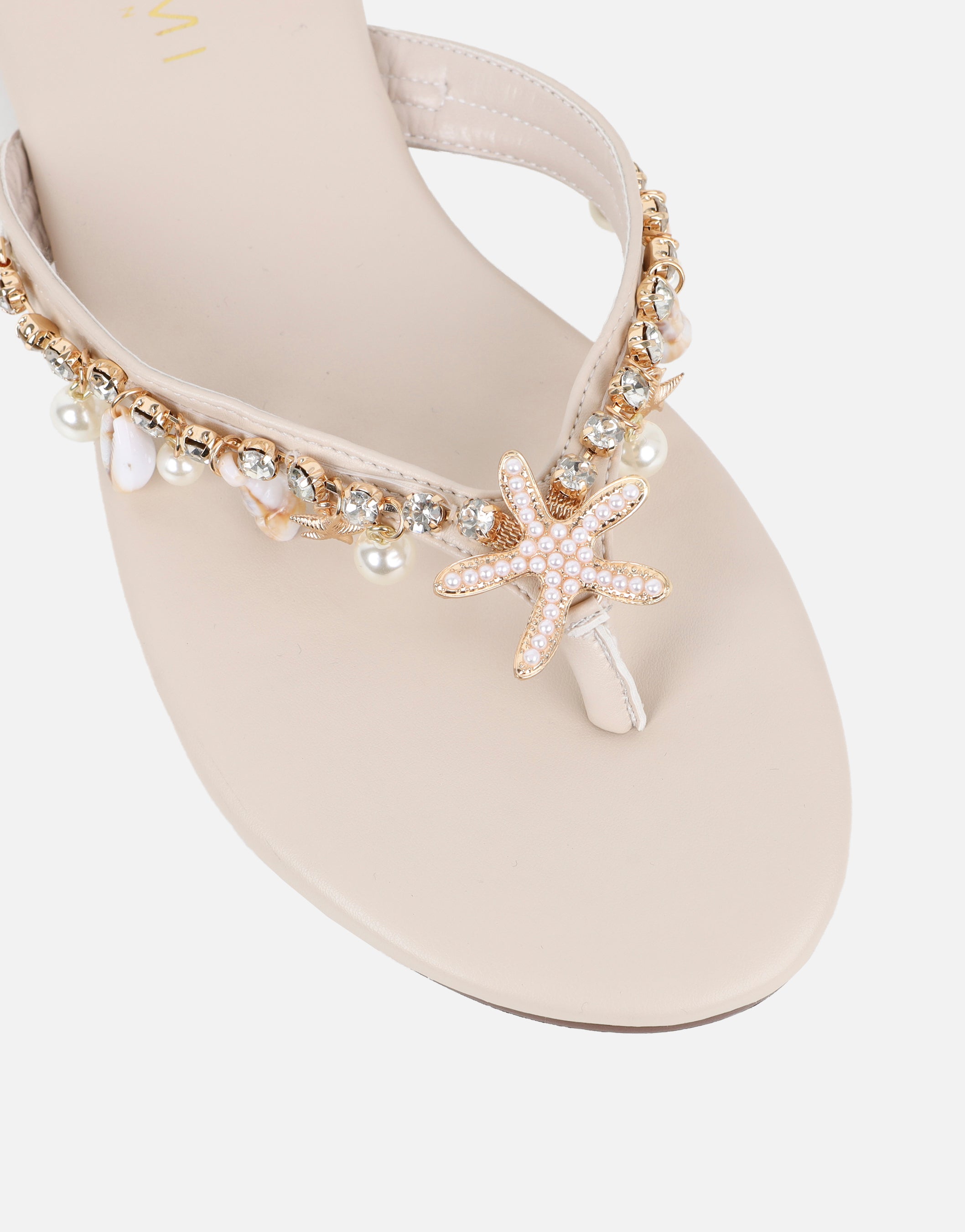 Jenni Stone Shell Detail Thong Flat Sandals | SIMMI London