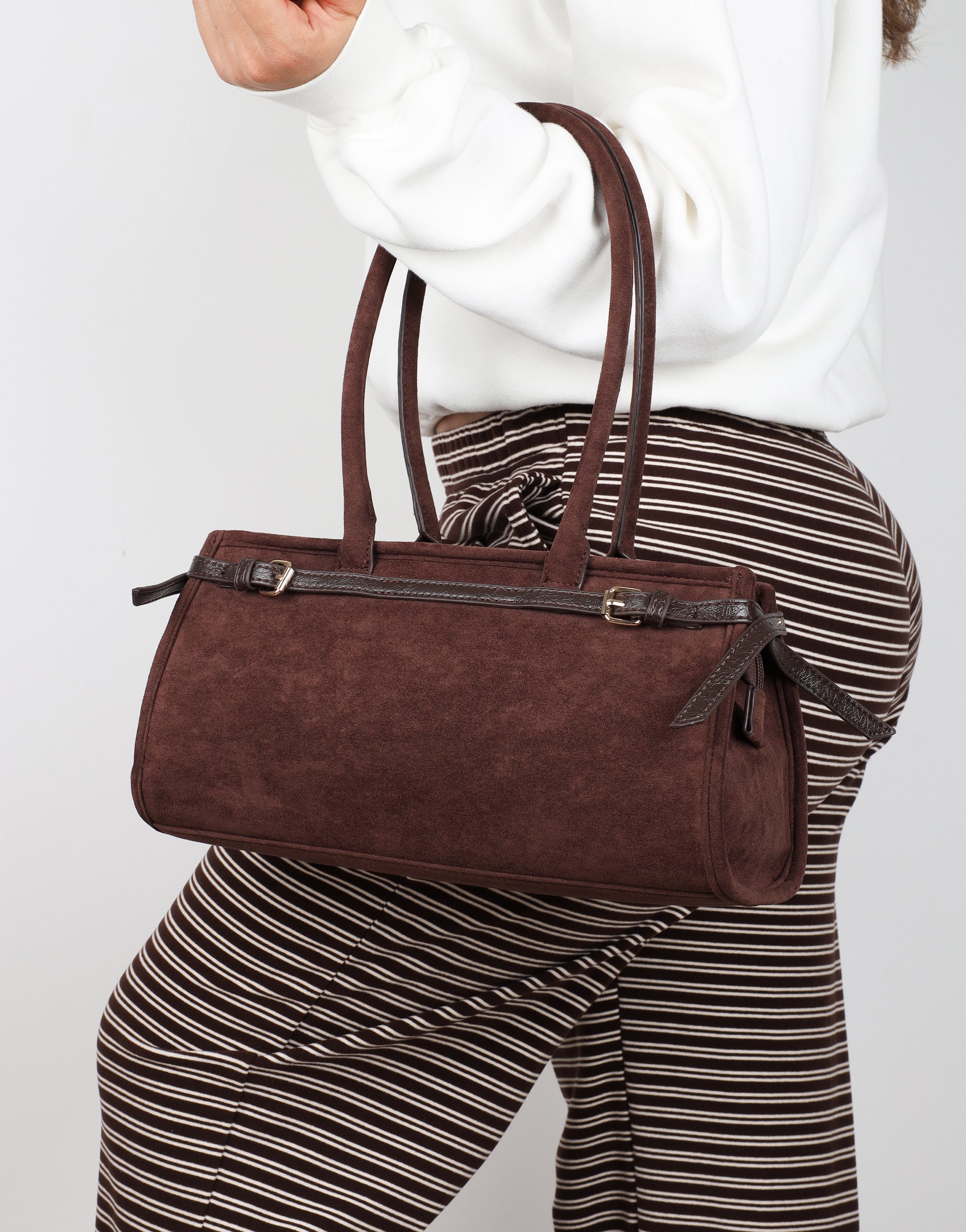 Eos Chocolate Suede Handbag | SIMMI London