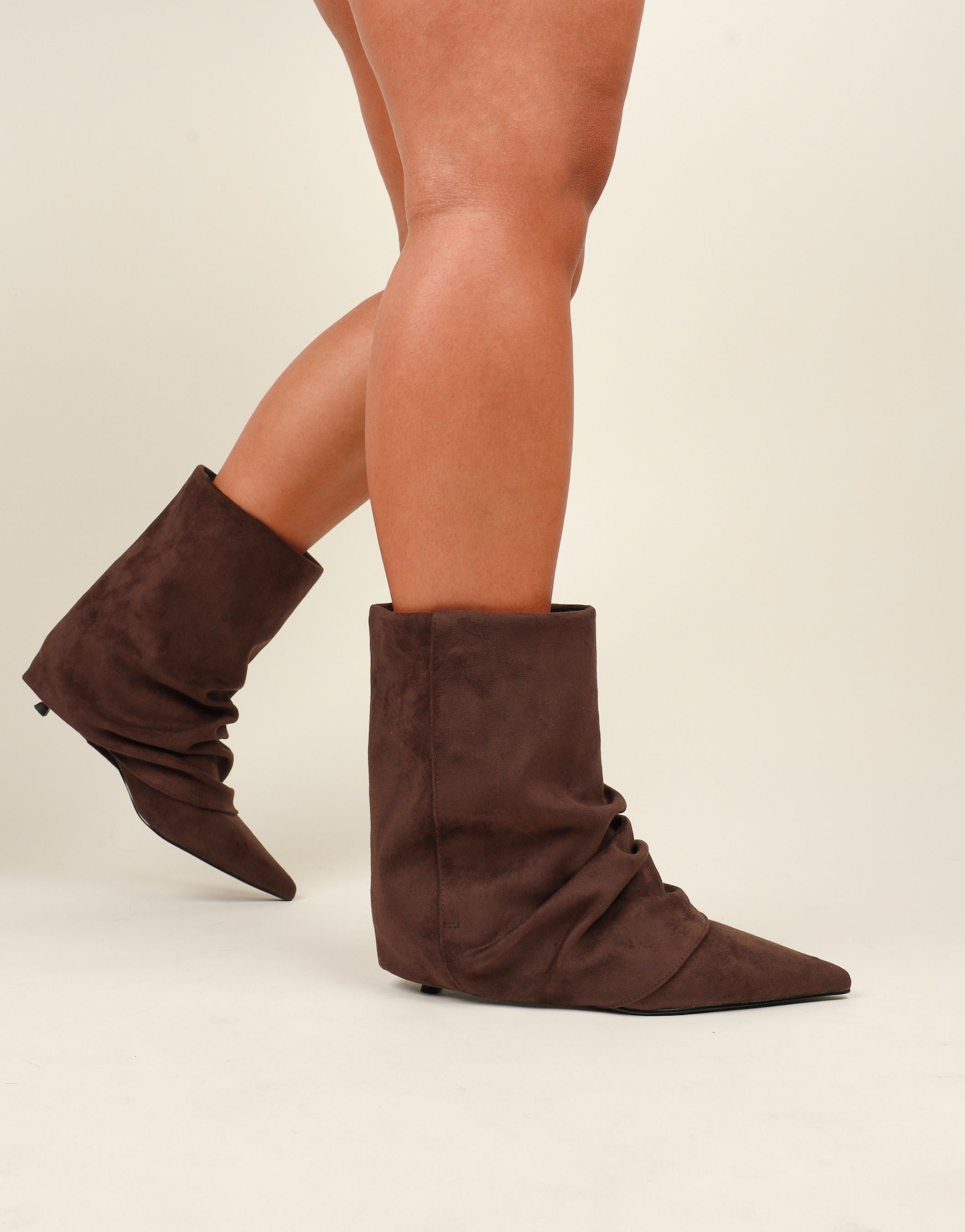 Dixee Brown Suedette Ruched Foldover Pixie Boots | SIMMI London