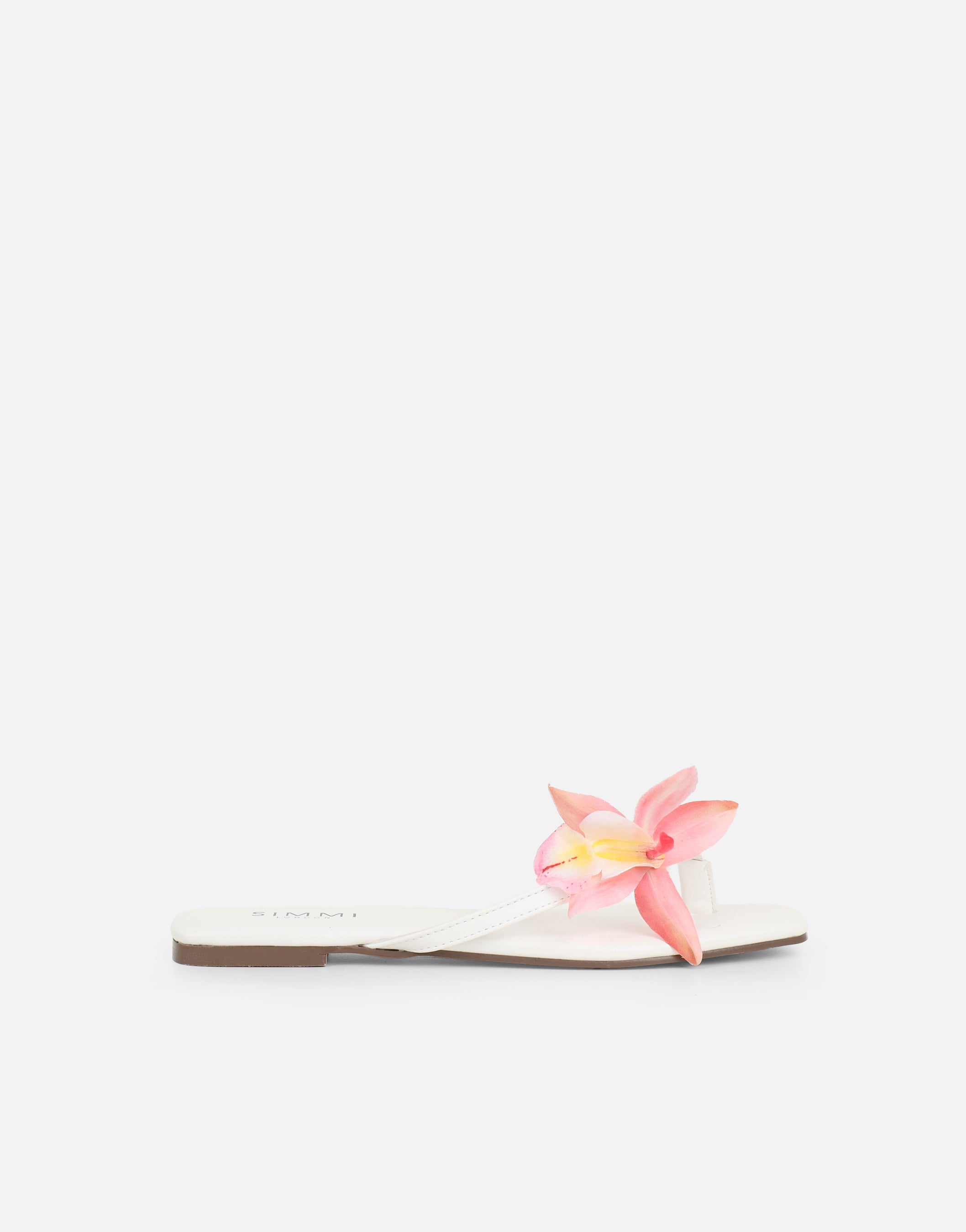 Hannah White Flower Detail Flat Sandals | SIMMI London