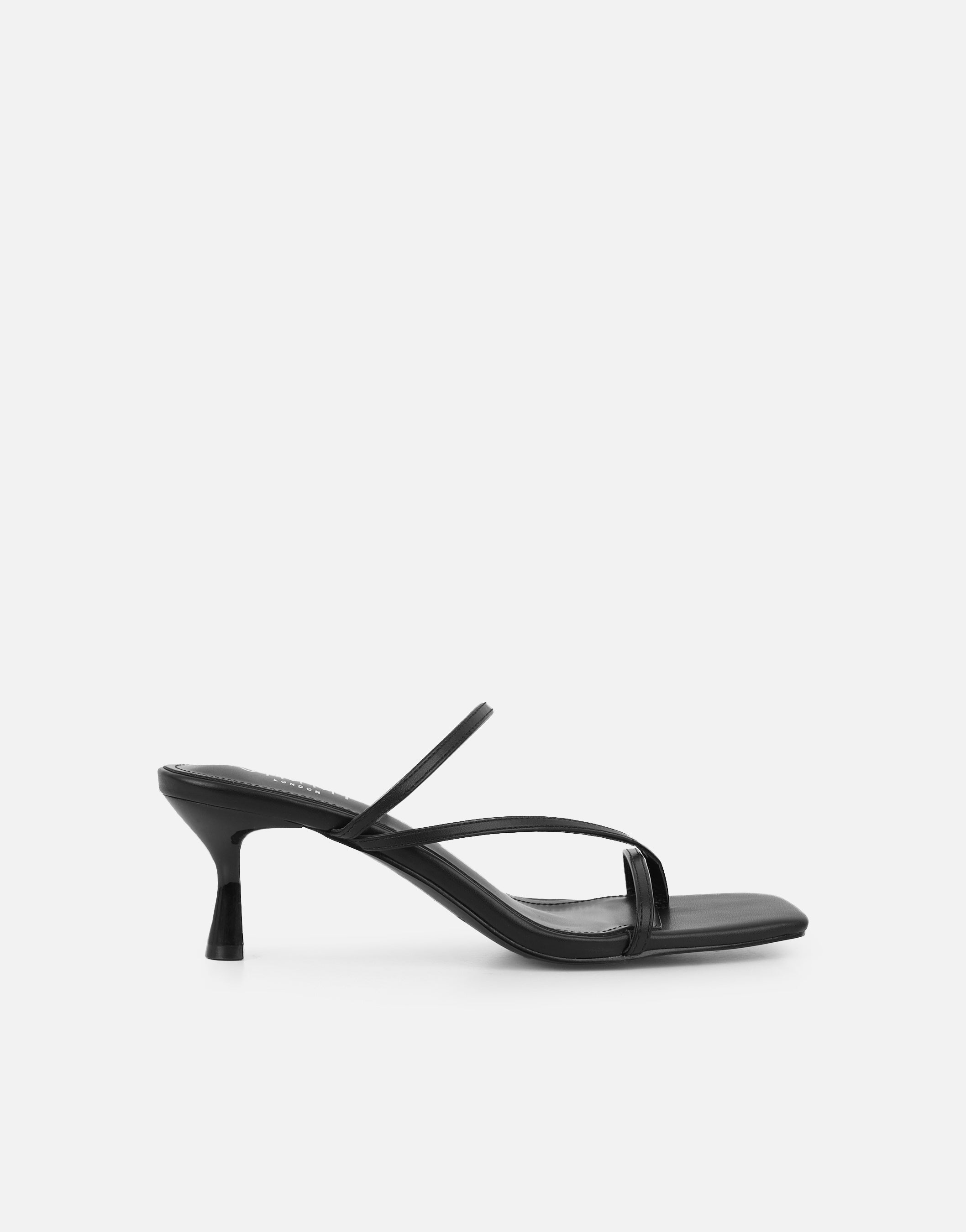 Jenna Black Toe Thong Mules | SIMMI London