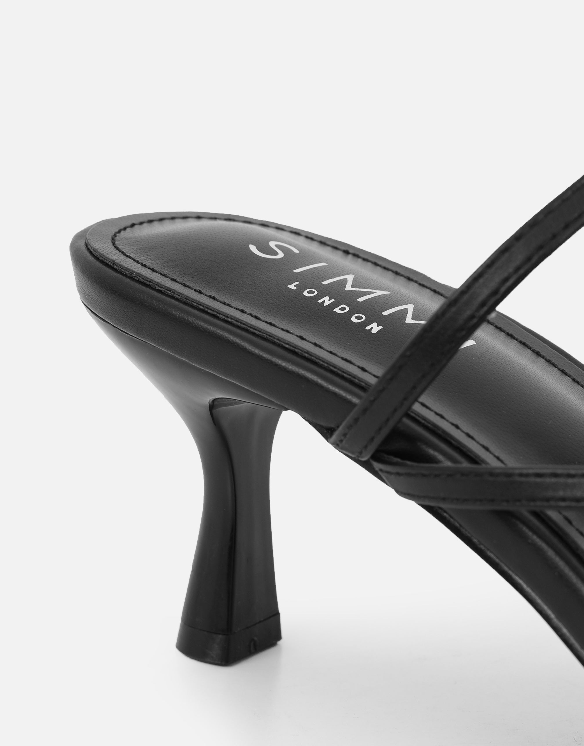 Jenna Black Toe Thong Mules | SIMMI London