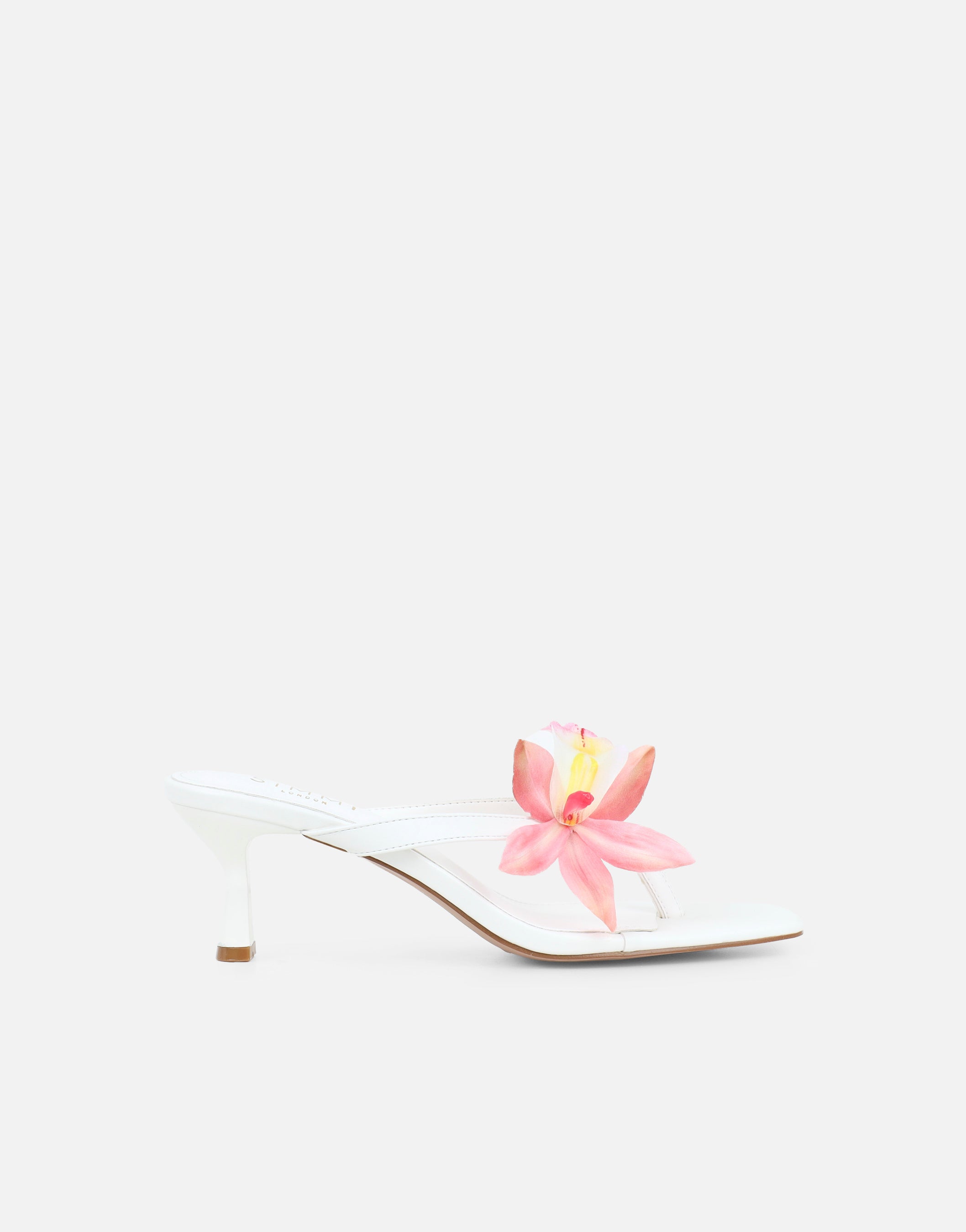 Ruby White Flower Detail Mules | SIMMI London