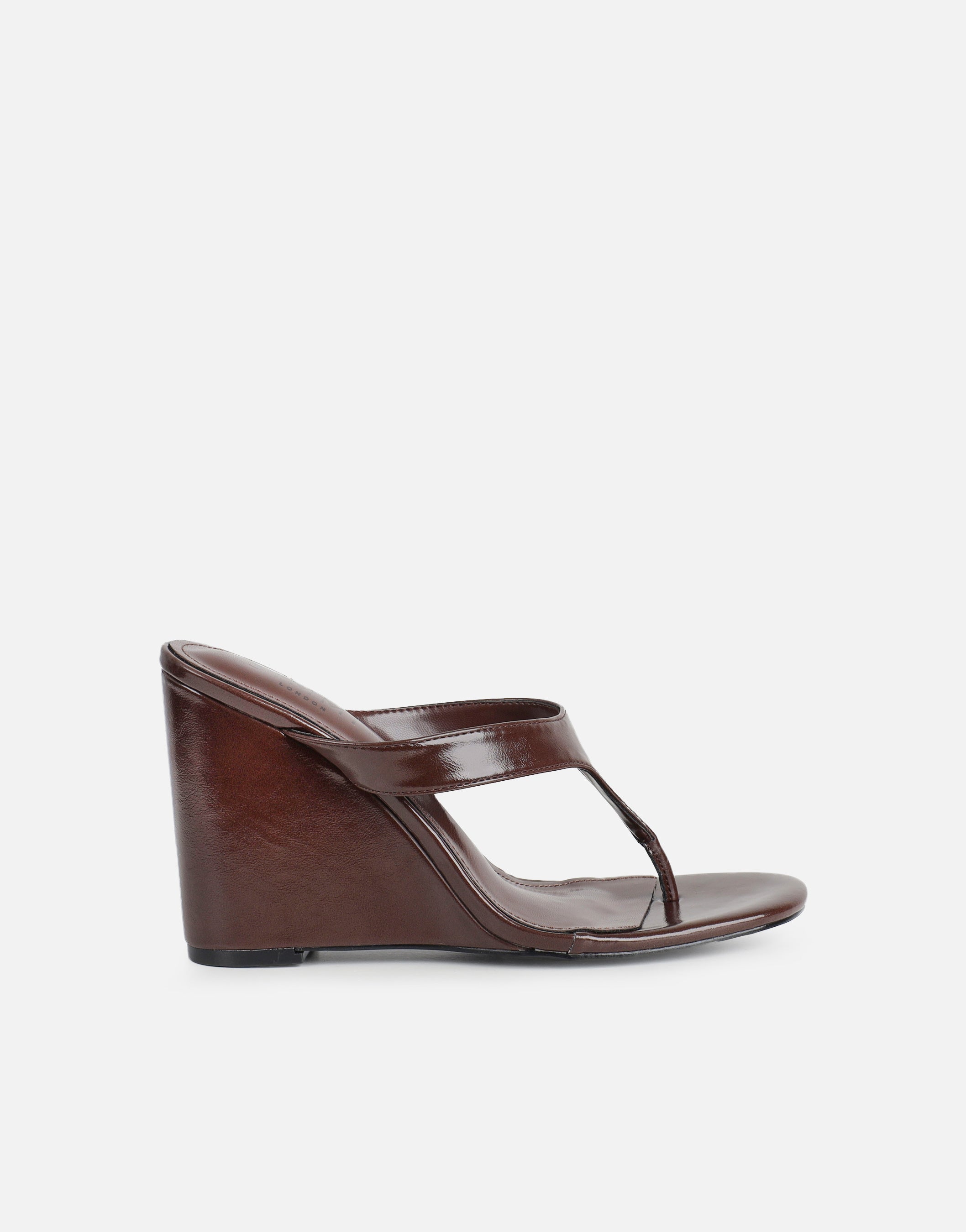 Jodie Brown Toe Thong Wedge Sandals | SIMMI London
