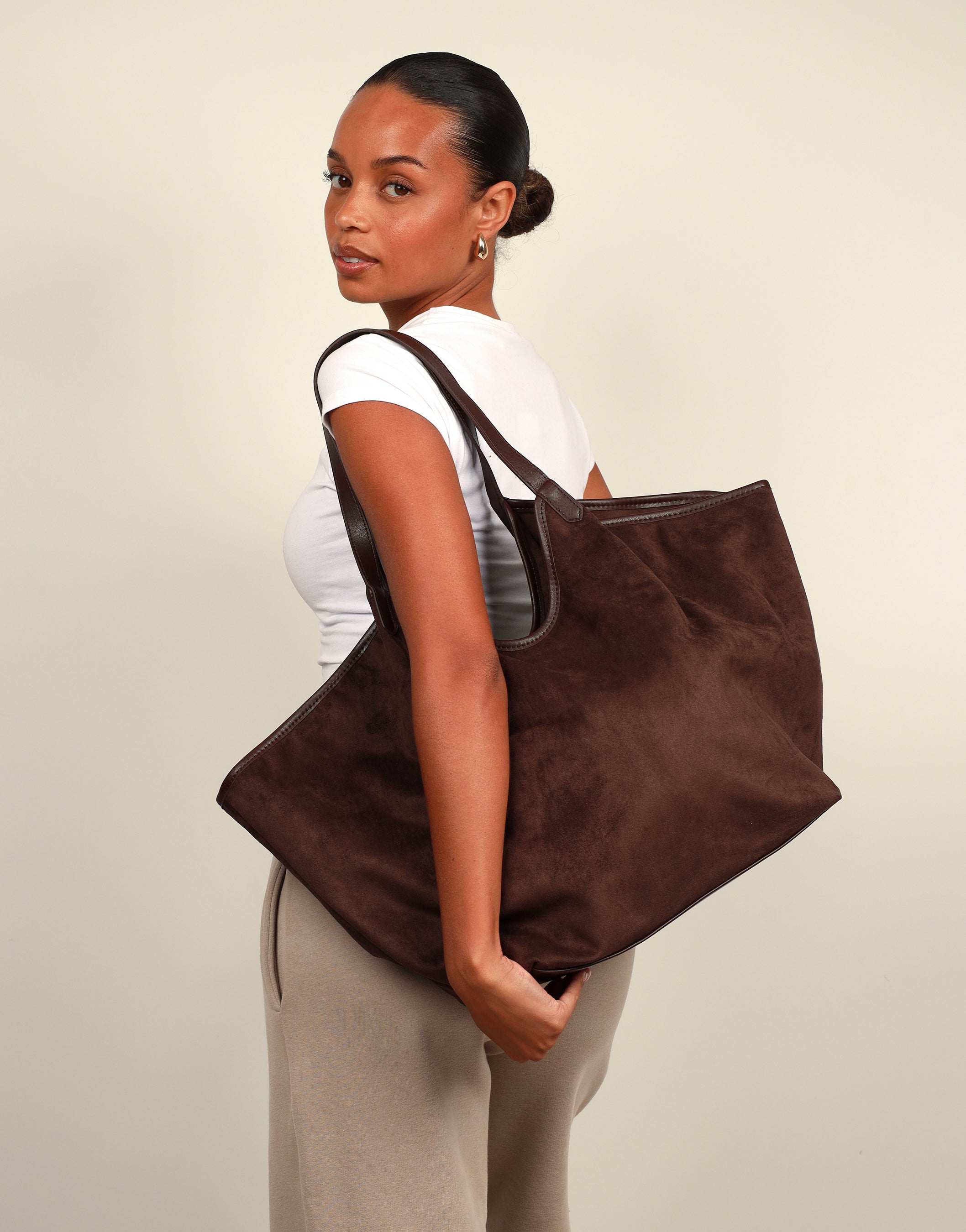Lumiara Brown Handbag | SIMMI London