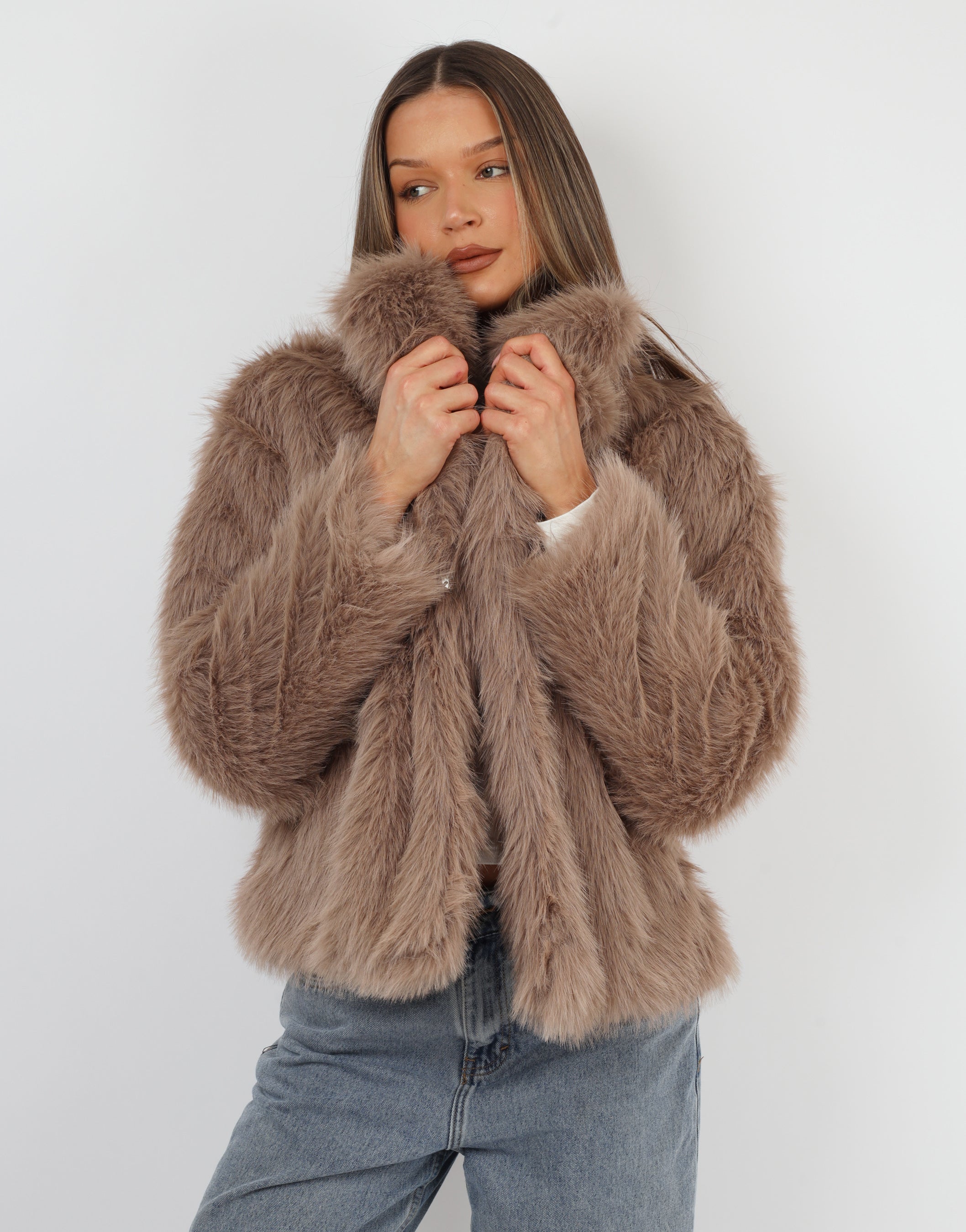 Arabella Oversized Collar Premium Faux Fur Coat in Mocha | SIMMI London