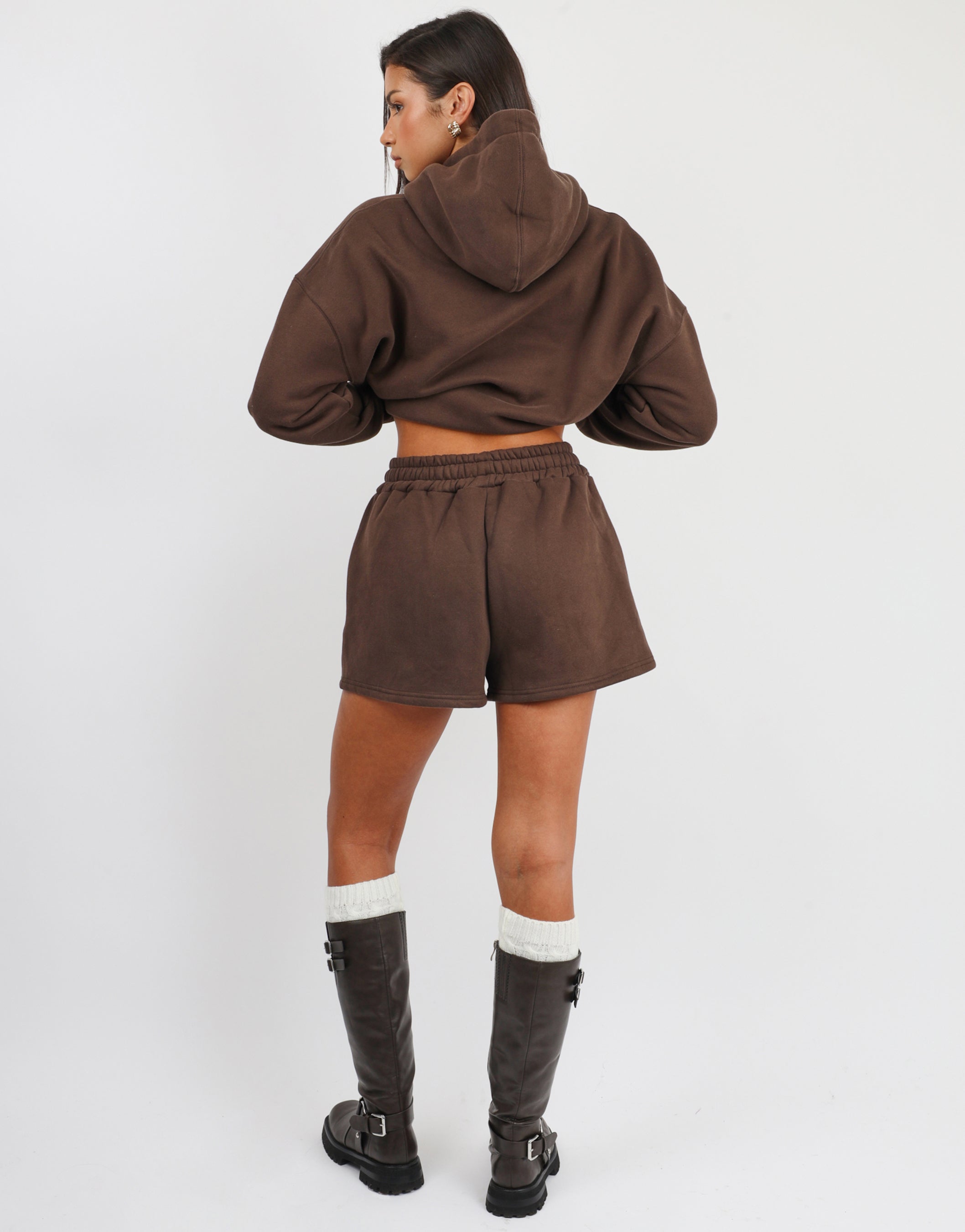 Winslow Essentials Shorts in Chestnut | SIMMI London