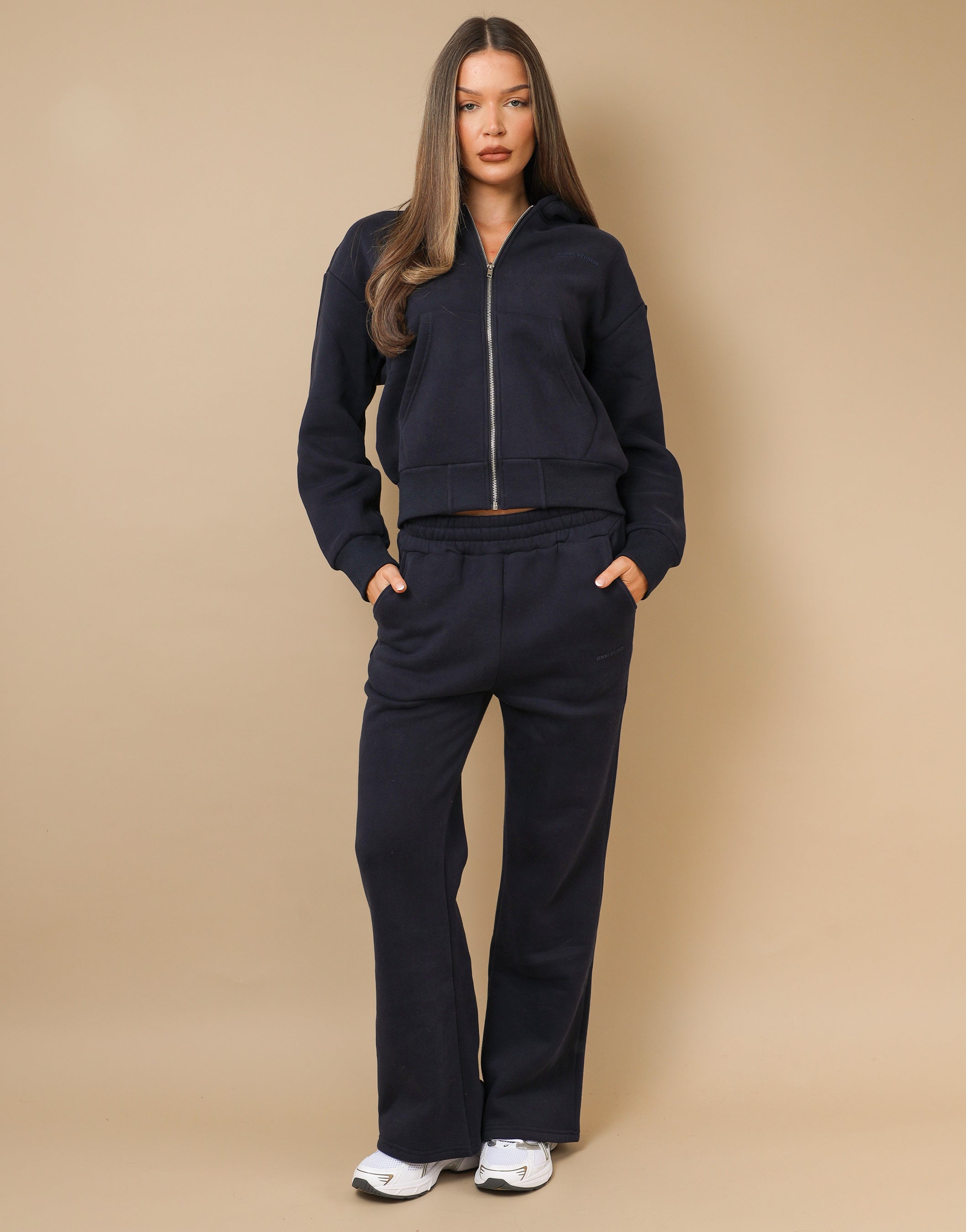 Colby essentials joggers in navy | SIMMI London