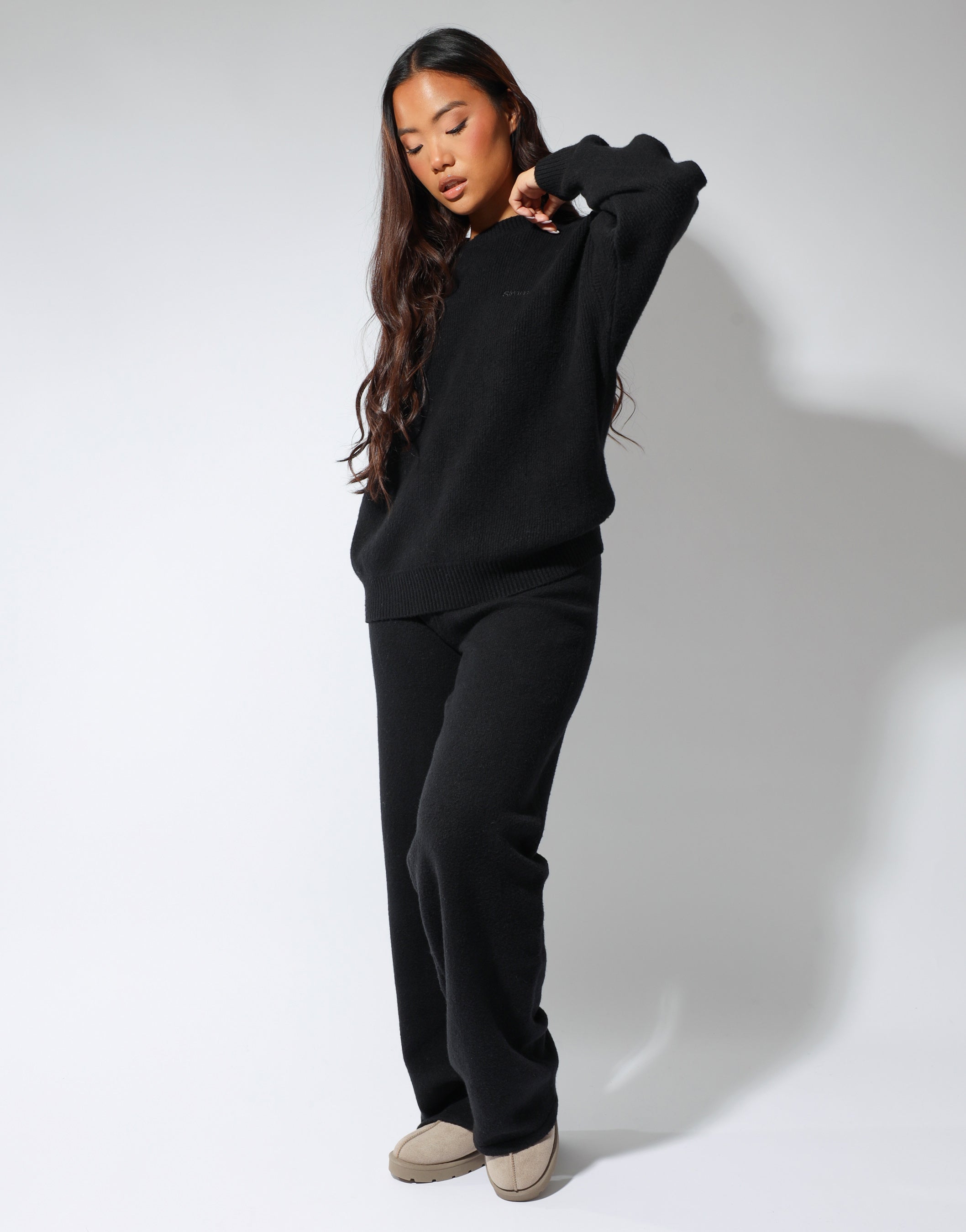 Faye simmi studios soft touch crew neck in black | SIMMI London