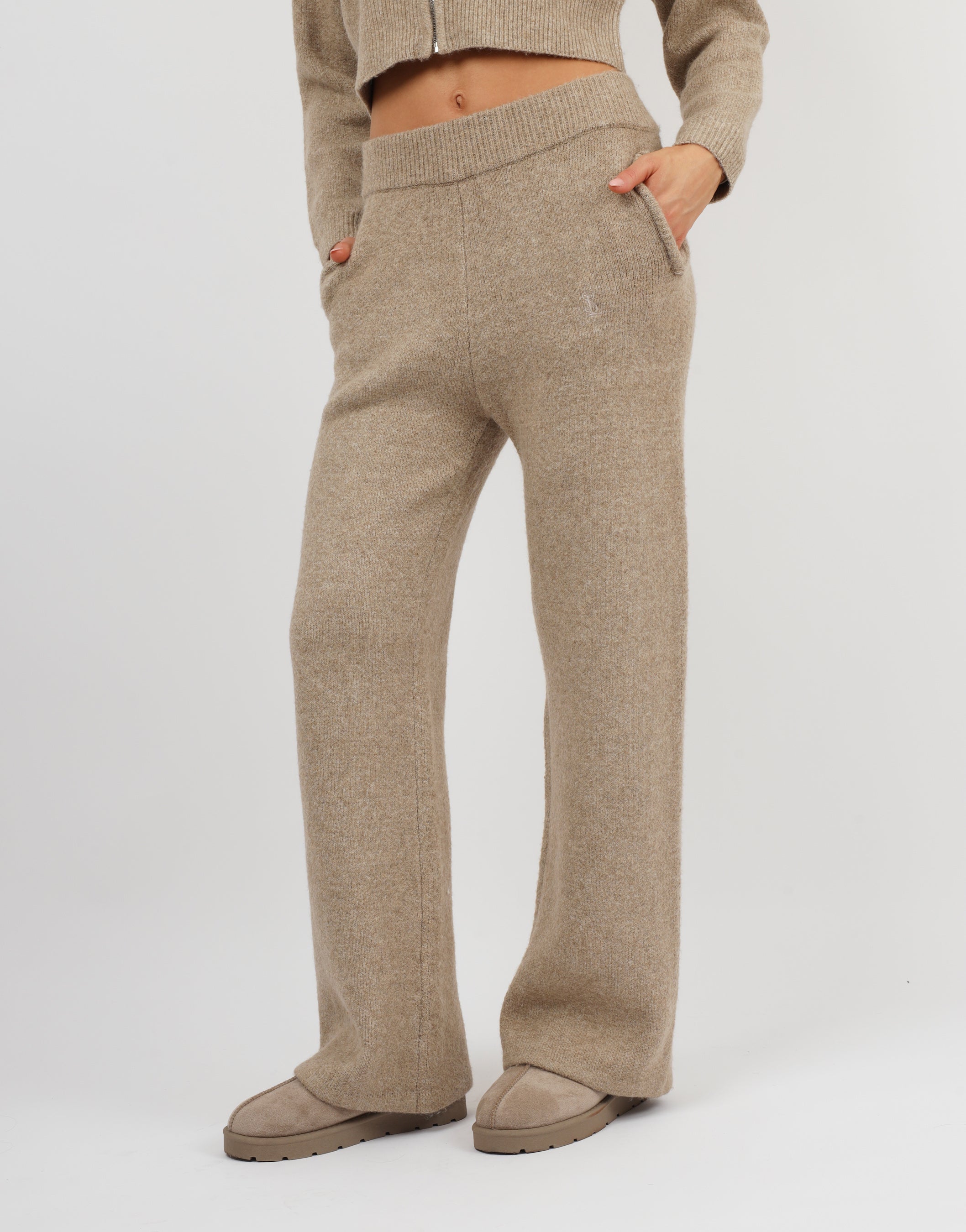 Caris knitted trousers in BROWN | SIMMI London