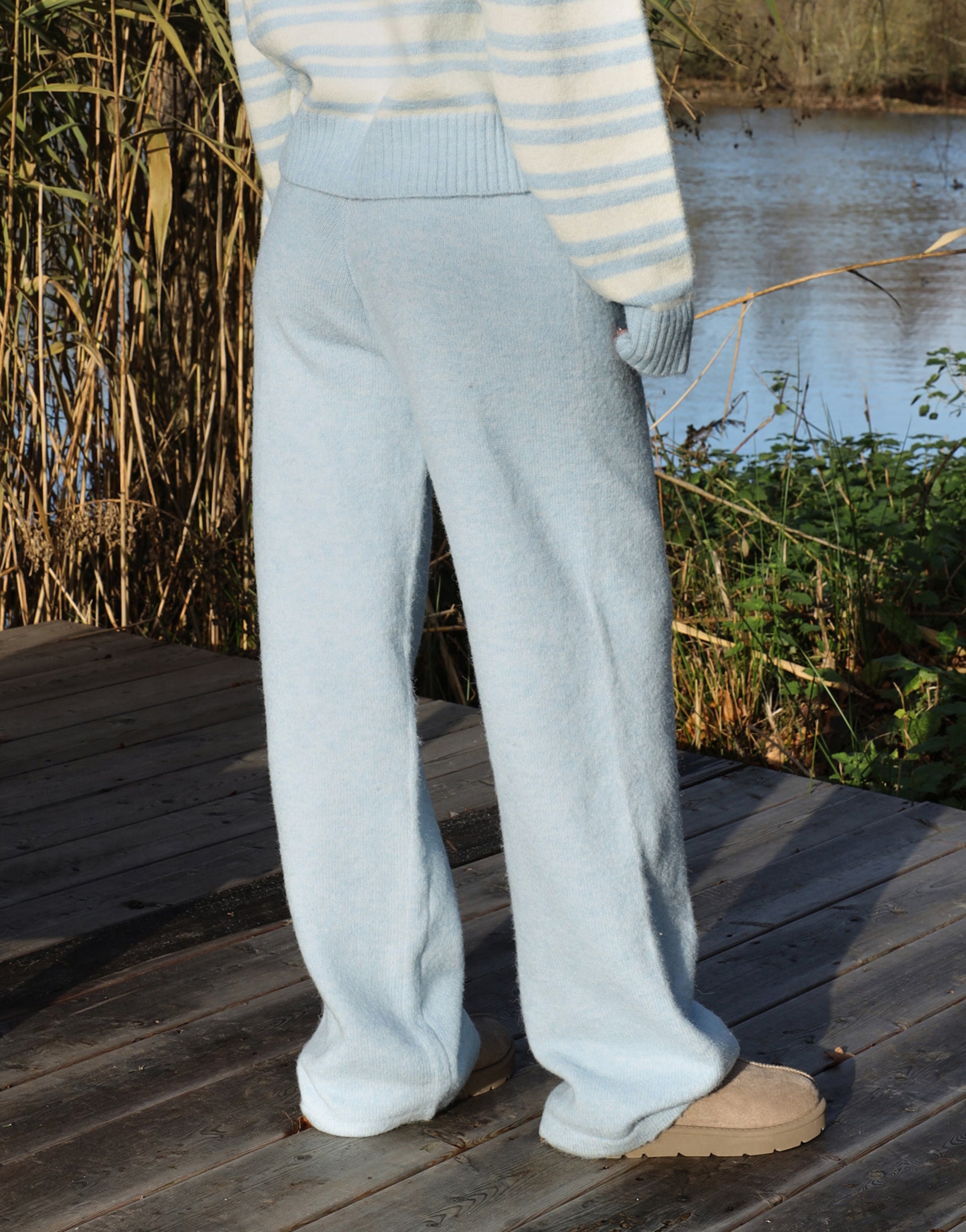 Luci Simmi Studios Knitted Trousers In Blue | SIMMI London