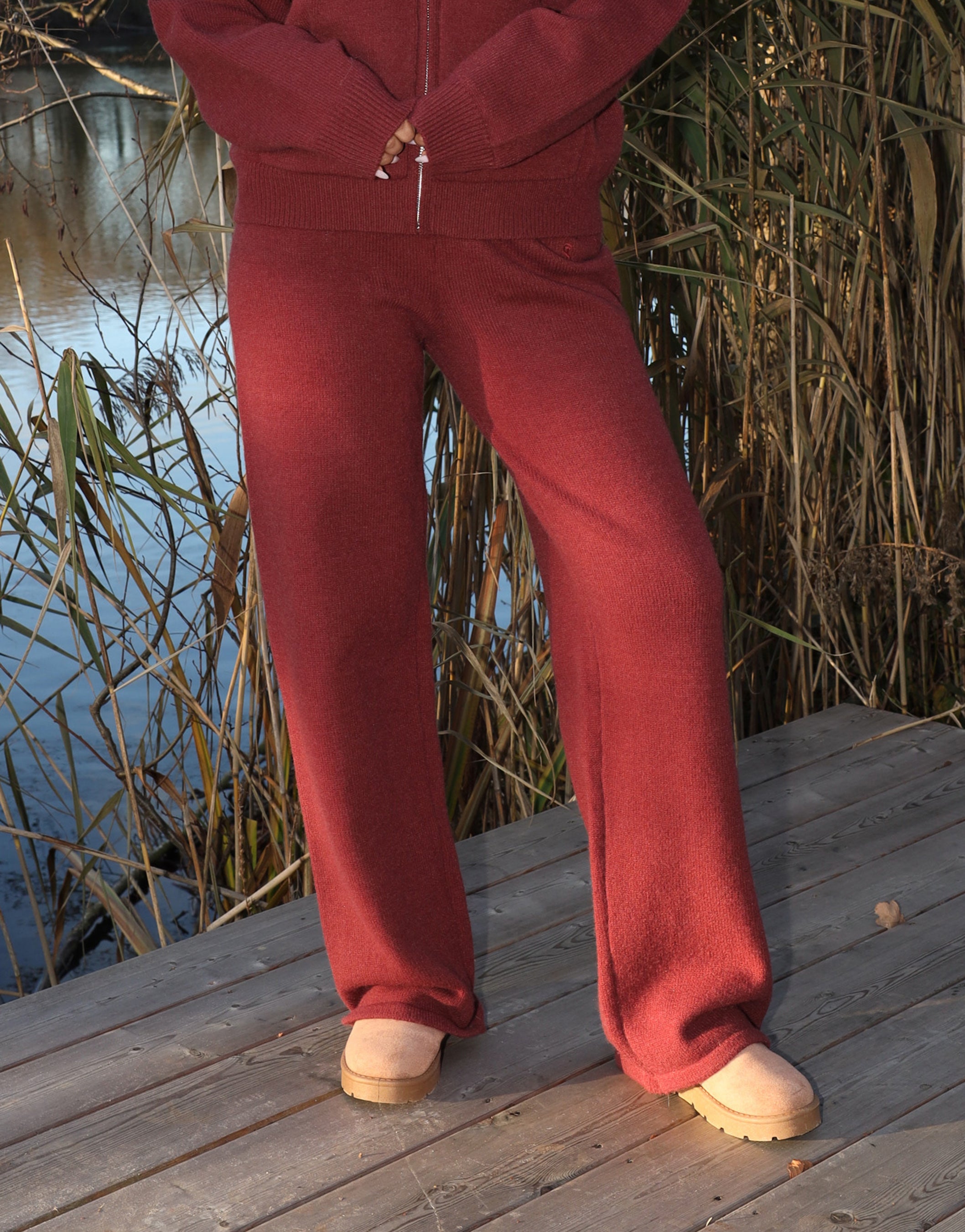 Sydney Simmi Studios Knitted Trousers In Burgundy | SIMMI London