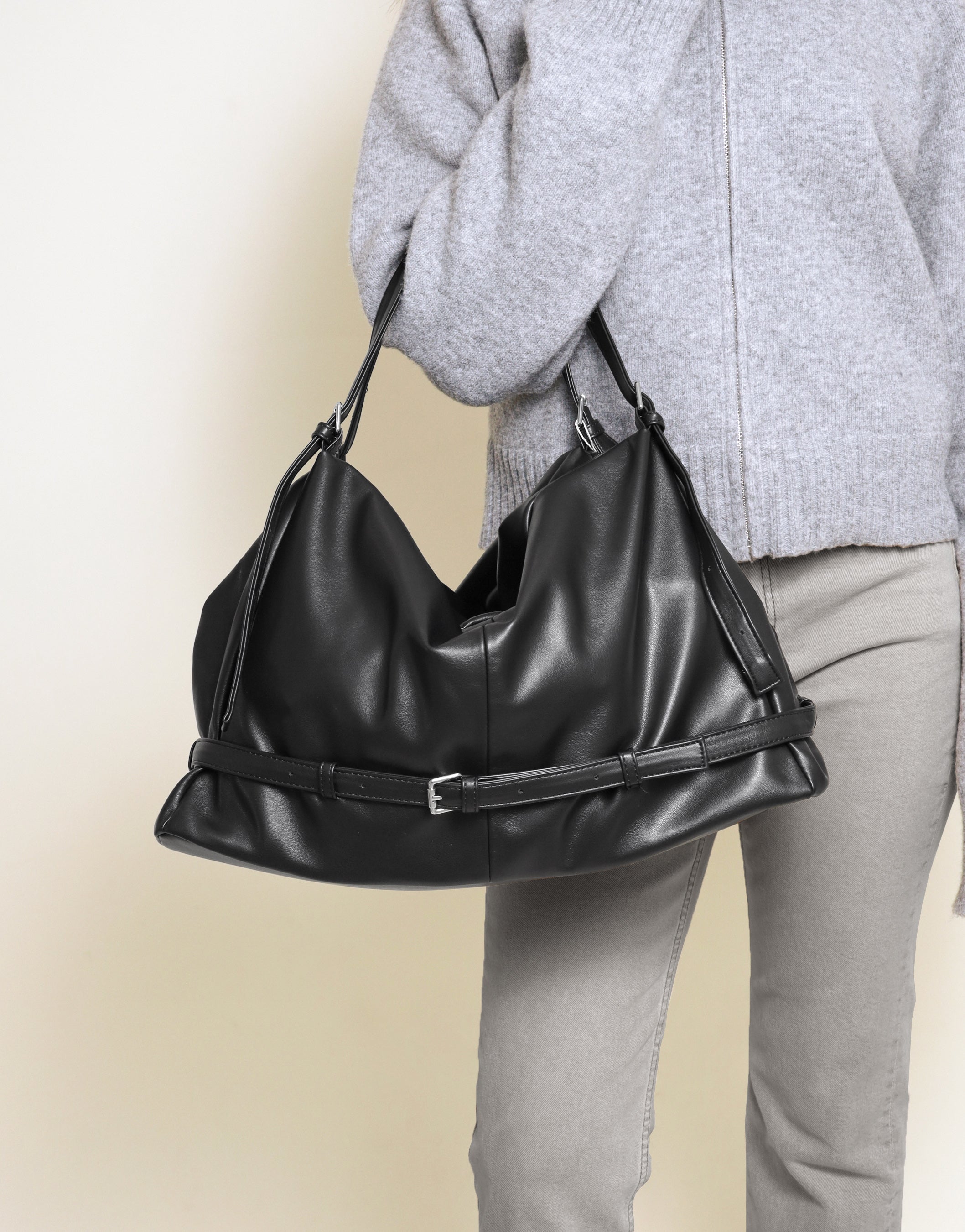 Thessaly Black PU Shoulder Bag | SIMMI London