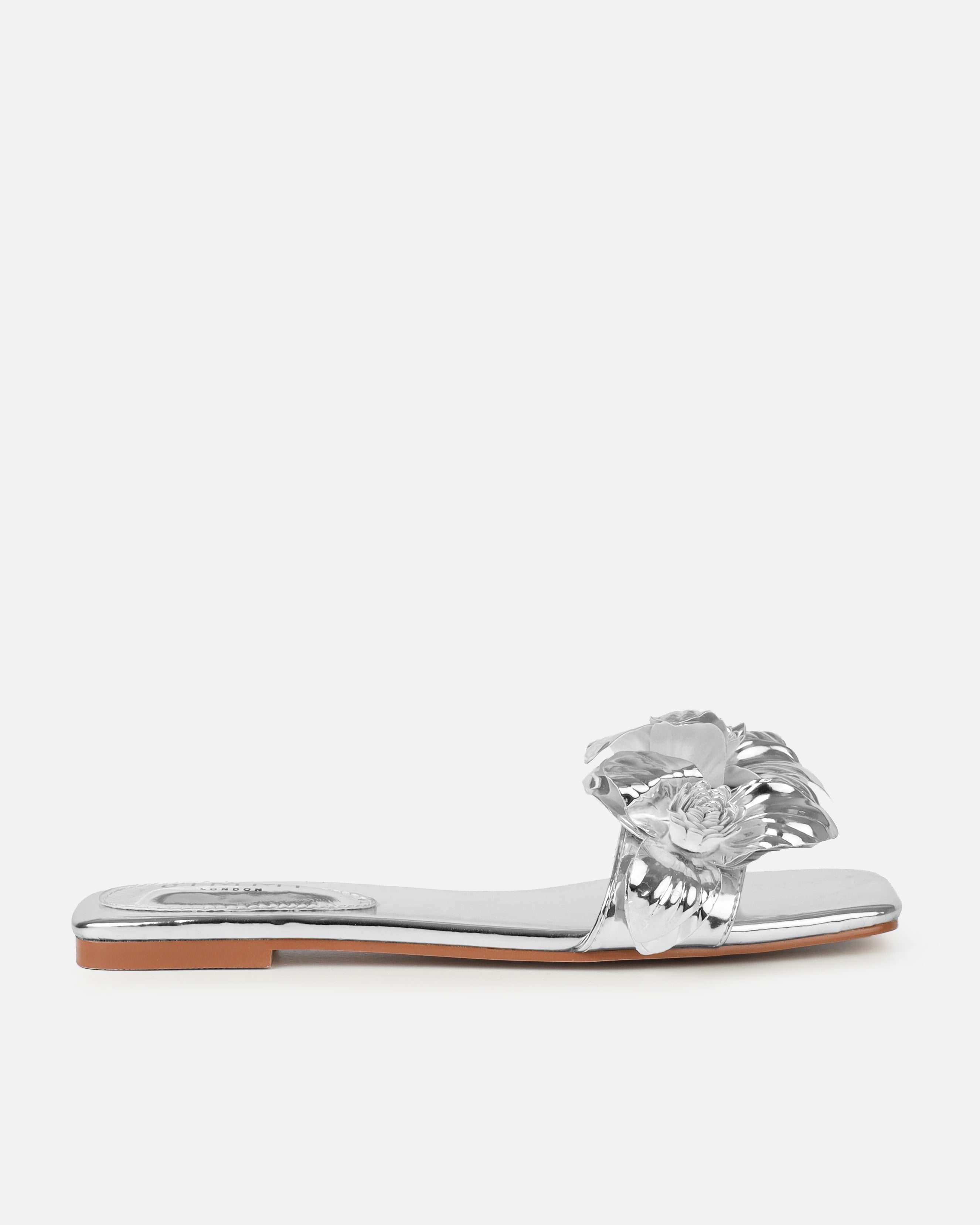 Miray Silver Flower Flat Slides | SIMMI London